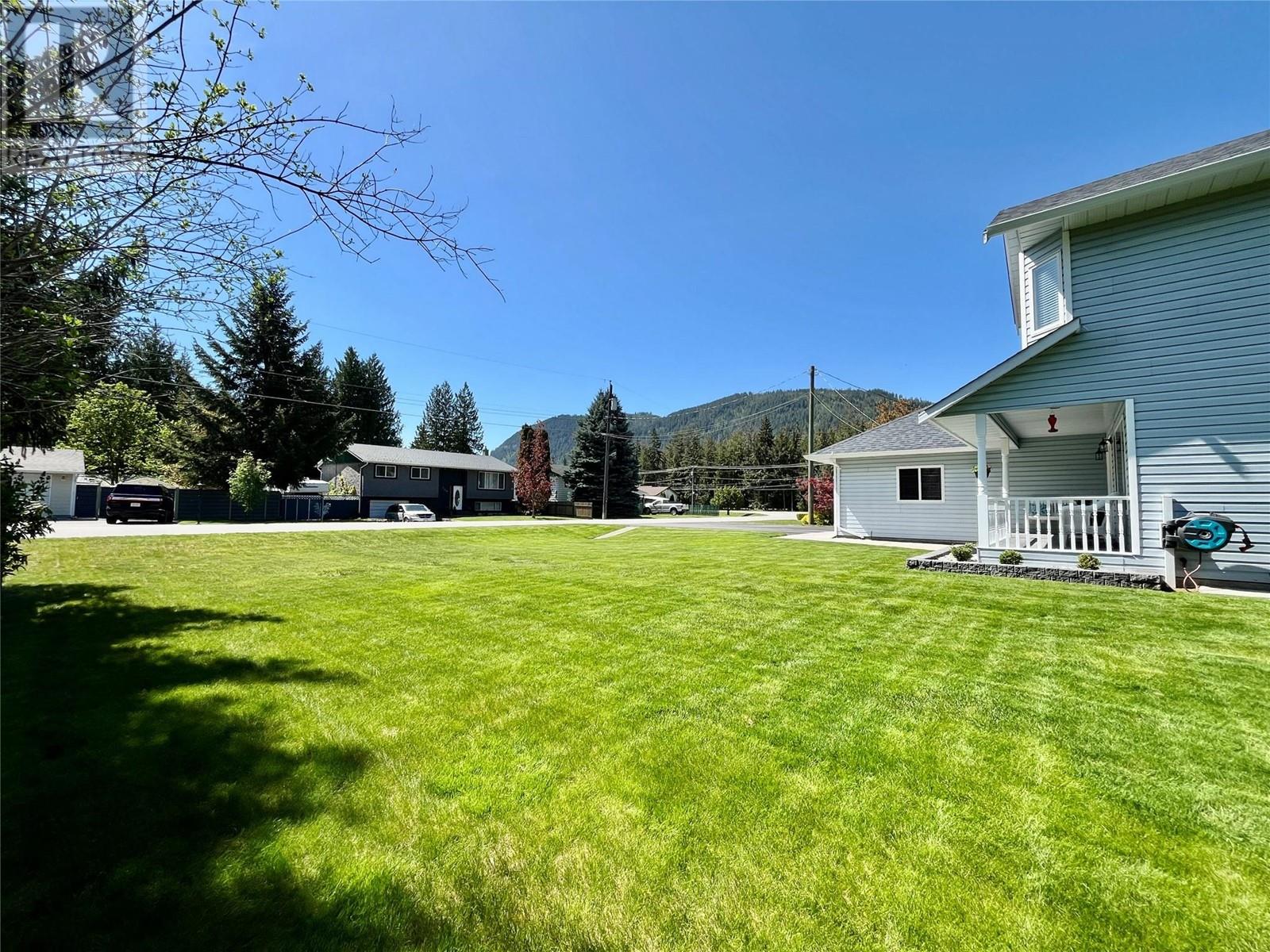 514 Forest Park Street, Sicamous, British Columbia  V0E 2V0 - Photo 7 - 10346545