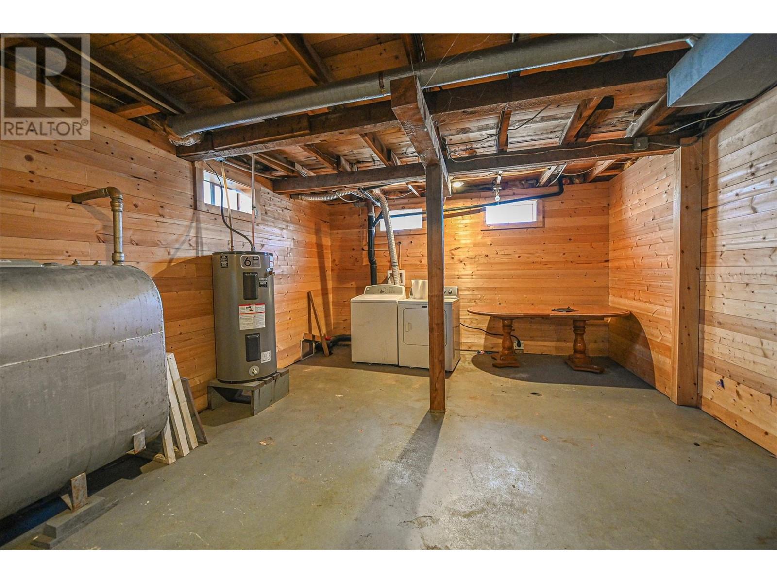 4966 Luck Avenue, Canal Flats, British Columbia  V0B 1B0 - Photo 23 - 10346432