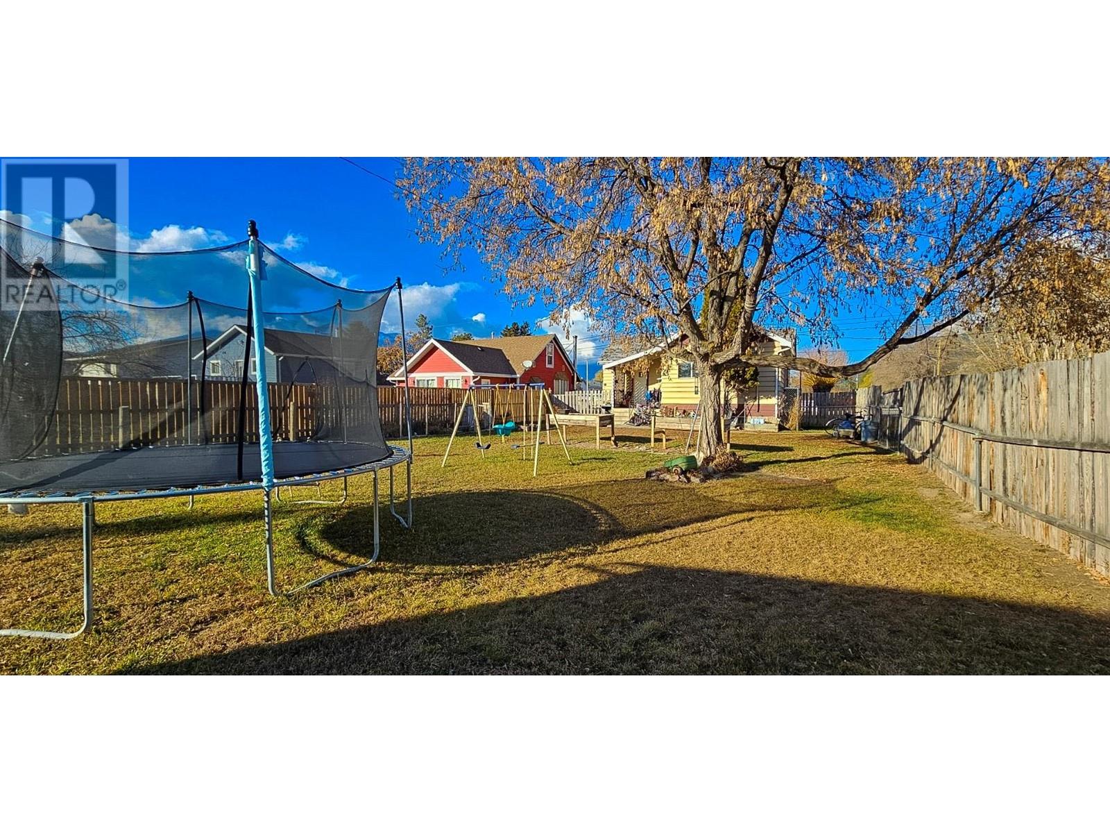 4966 Luck Avenue, Canal Flats, British Columbia  V0B 1B0 - Photo 29 - 10346432