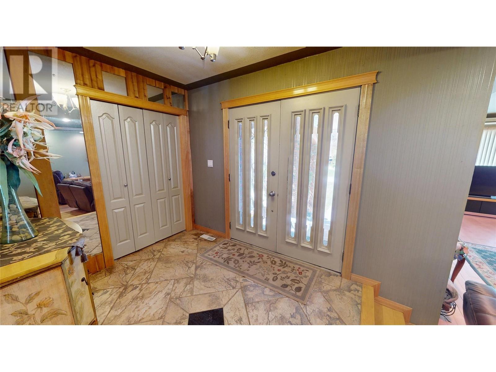 1698 Mckenzie Road, Fernie, British Columbia  V0B 1M5 - Photo 20 - 10345952