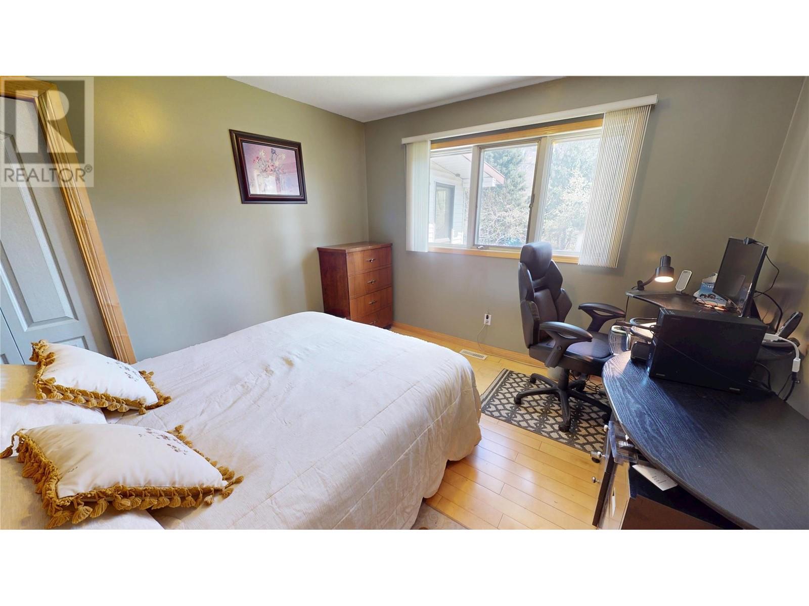 1698 Mckenzie Road, Fernie, British Columbia  V0B 1M5 - Photo 24 - 10345952