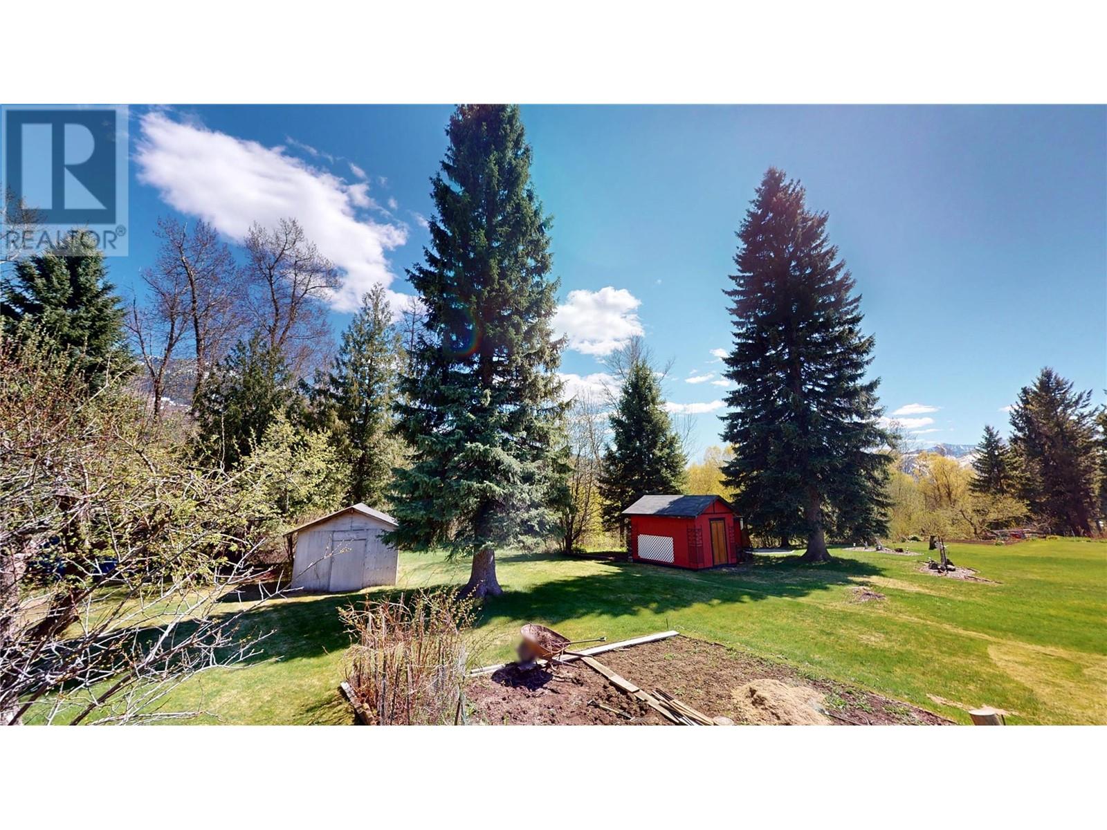 1698 Mckenzie Road, Fernie, British Columbia  V0B 1M5 - Photo 5 - 10345952