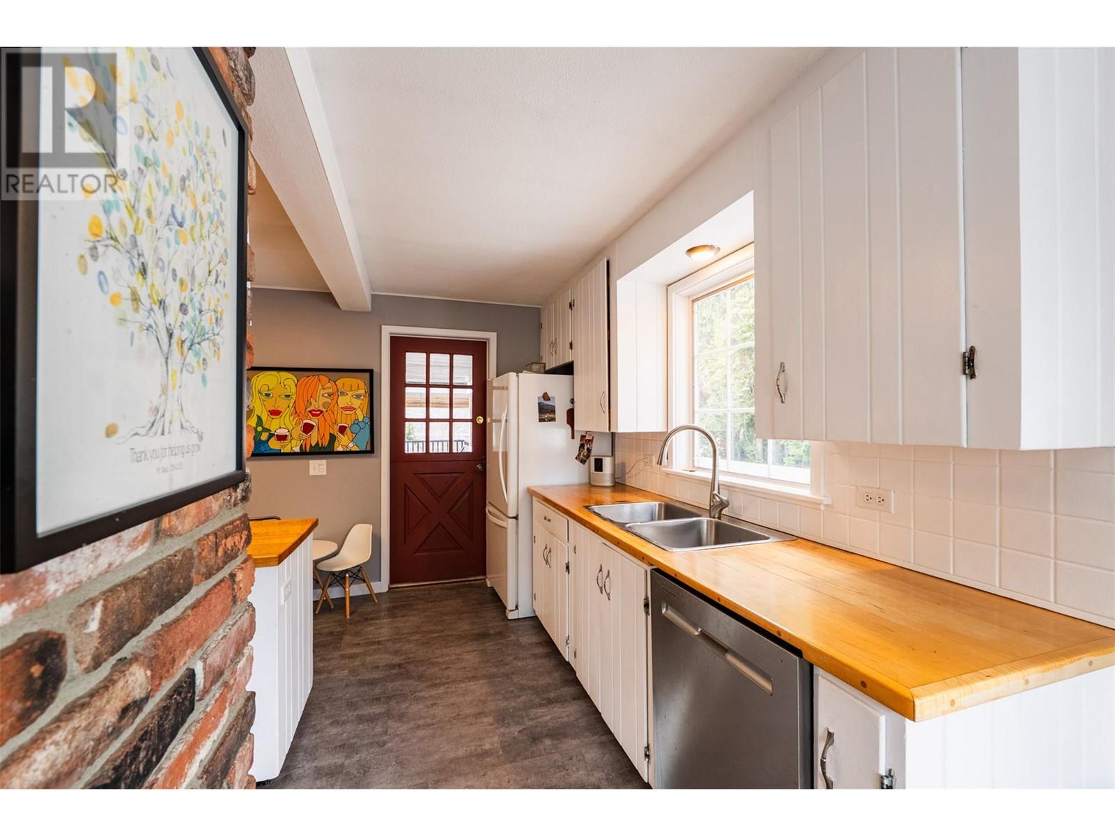 707 Cottonwood Street, Nelson, British Columbia  V1L 3V8 - Photo 10 - 10346687