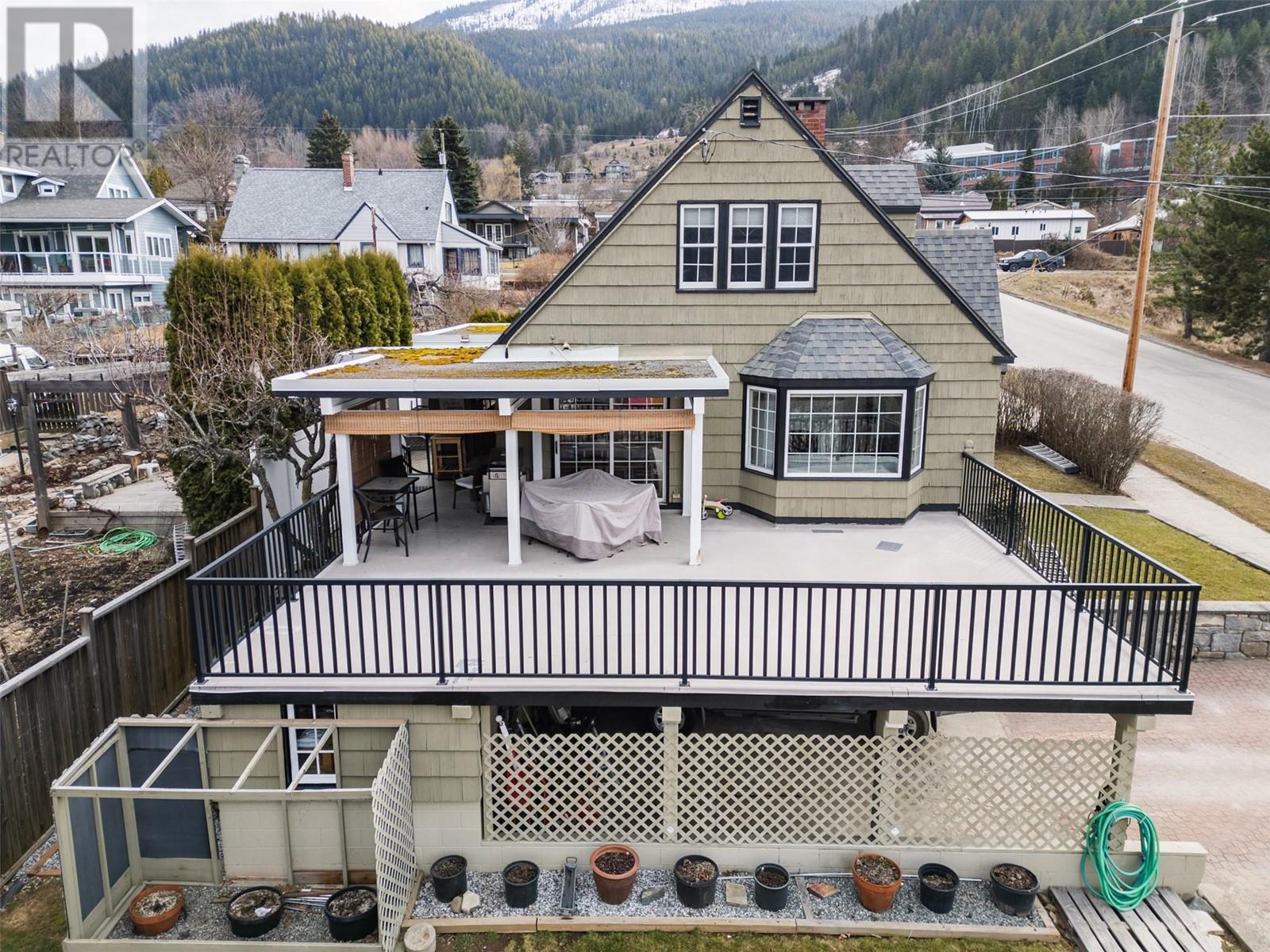 707 Cottonwood Street, Nelson, British Columbia  V1L 3V8 - Photo 3 - 10346687