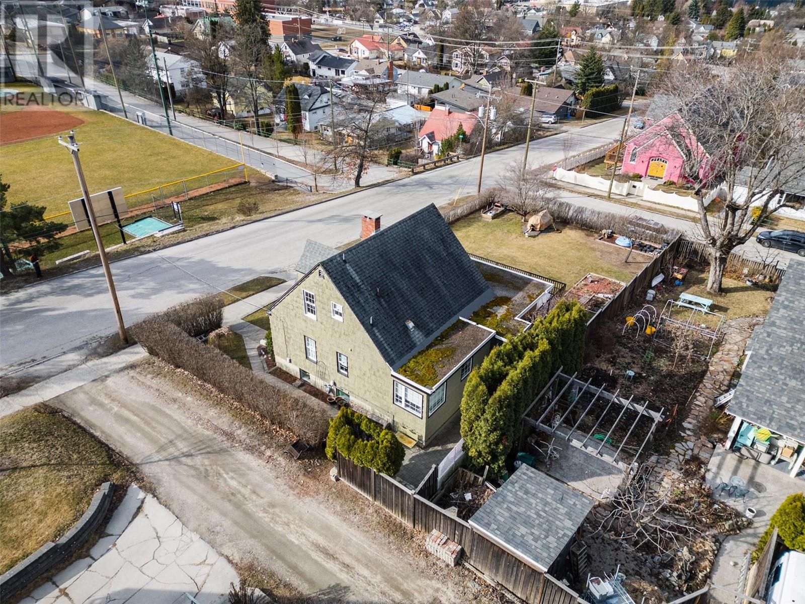 707 Cottonwood Street, Nelson, British Columbia  V1L 3V8 - Photo 55 - 10346687