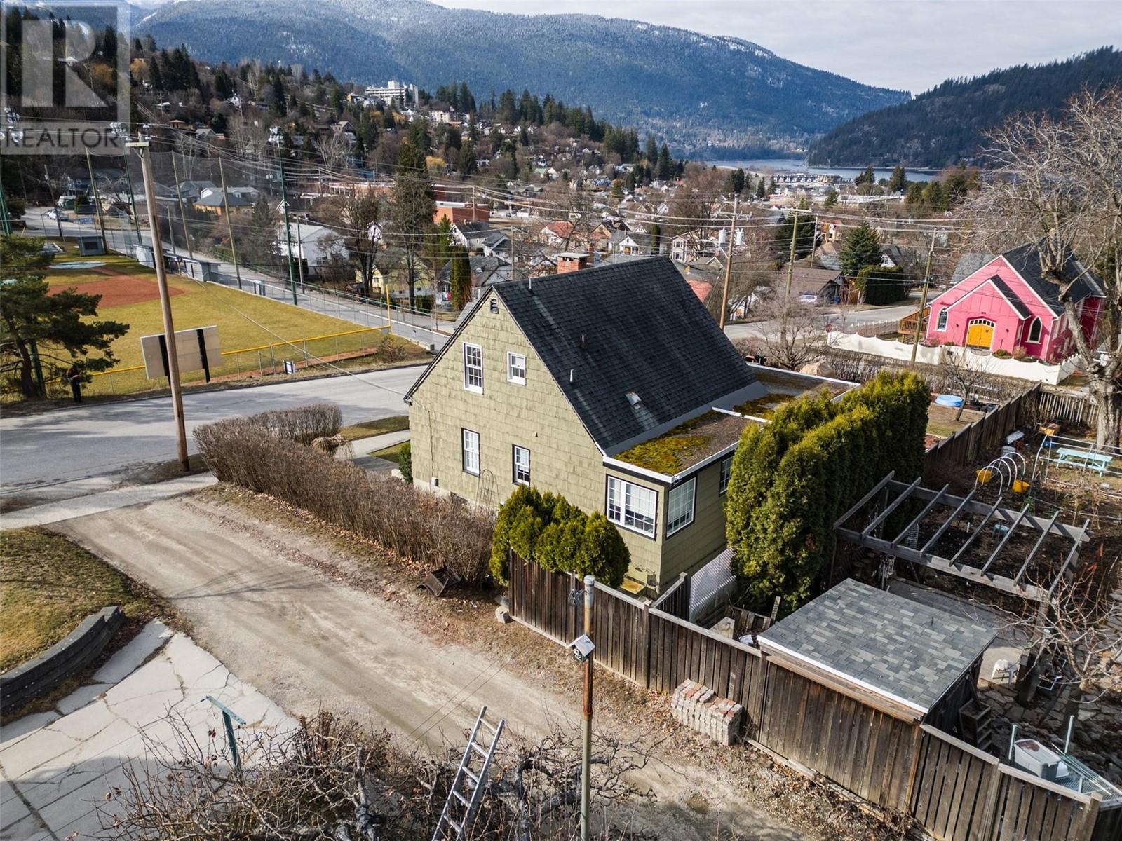 707 Cottonwood Street, Nelson, British Columbia  V1L 3V8 - Photo 56 - 10346687