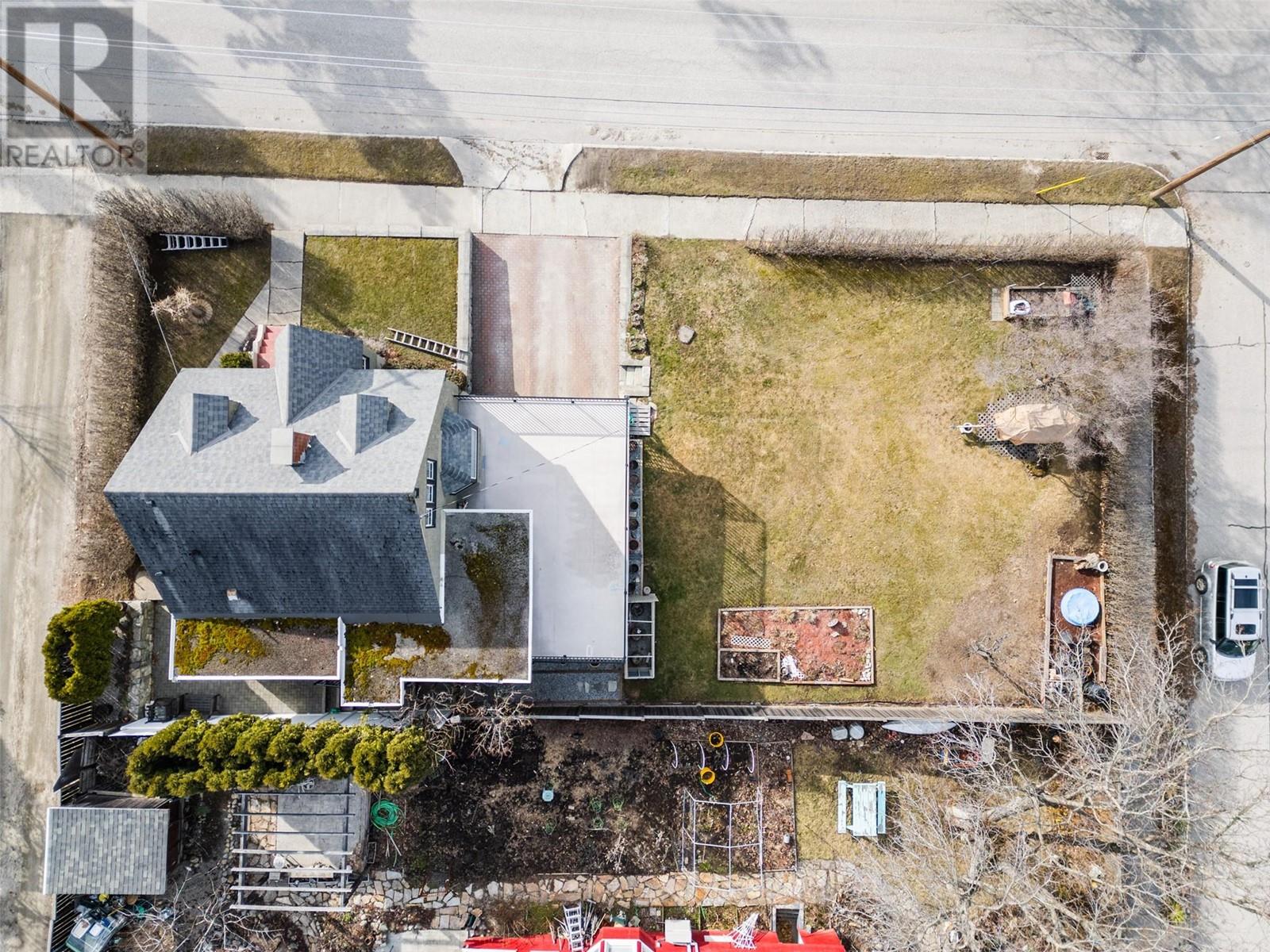 707 Cottonwood Street, Nelson, British Columbia  V1L 3V8 - Photo 57 - 10346687