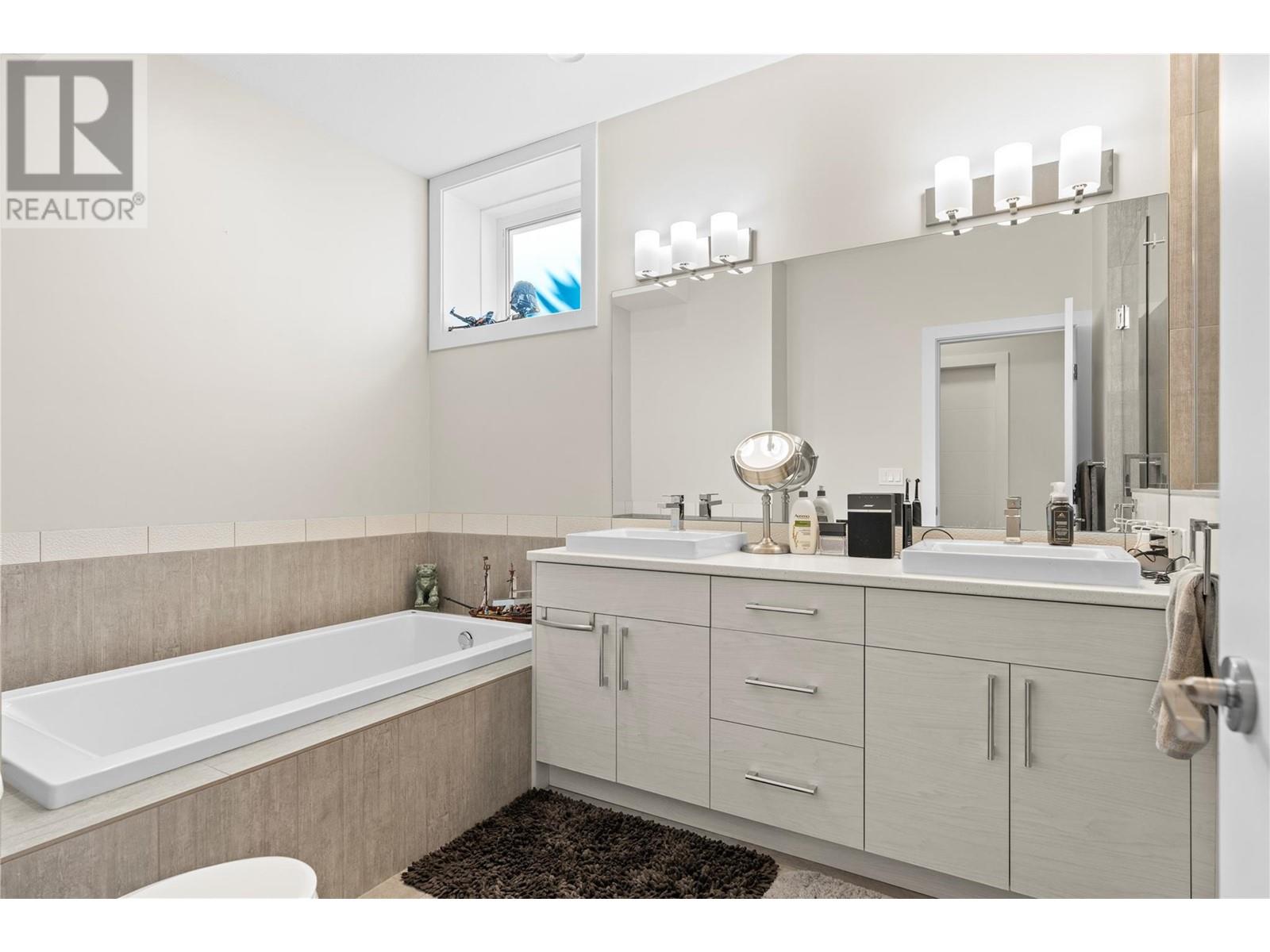 936 Mt Ida Drive, Vernon, British Columbia  V1B 4G2 - Photo 49 - 10346575