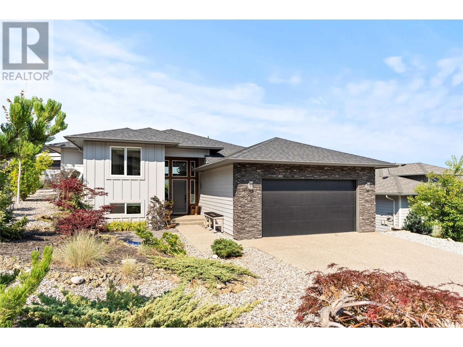 936 Mt Ida Drive, Vernon, British Columbia  V1B 4G2 - Photo 6 - 10346575
