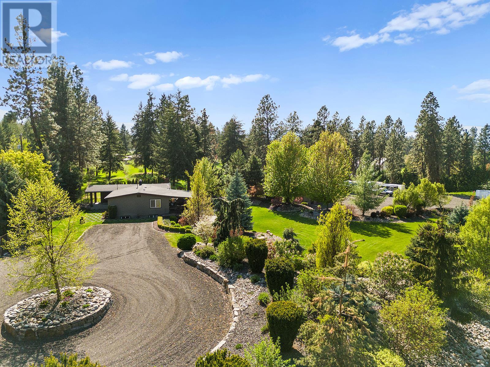 4190 Mcclain Road, Kelowna, British Columbia  V1W 4E1 - Photo 2 - 10344831