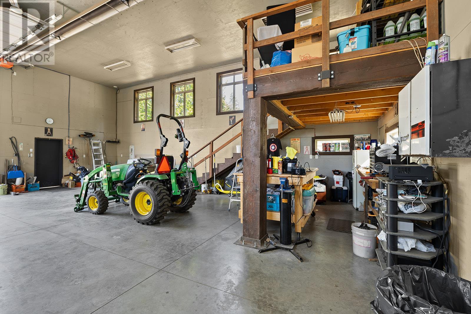 4190 Mcclain Road, Kelowna, British Columbia  V1W 4E1 - Photo 50 - 10344831