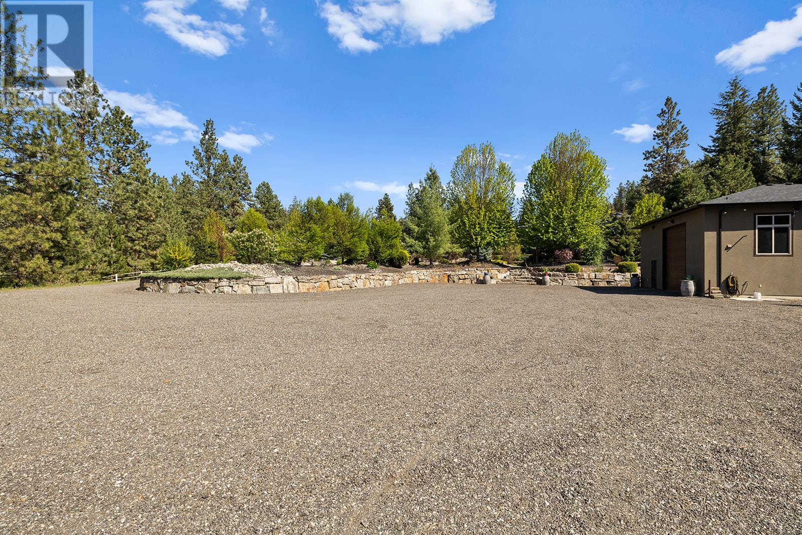 4190 Mcclain Road, Kelowna, British Columbia  V1W 4E1 - Photo 52 - 10344831