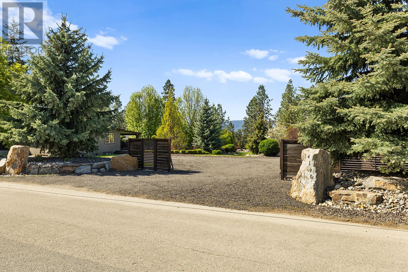 4190 Mcclain Road, Kelowna, British Columbia  V1W 4E1 - Photo 8 - 10344831