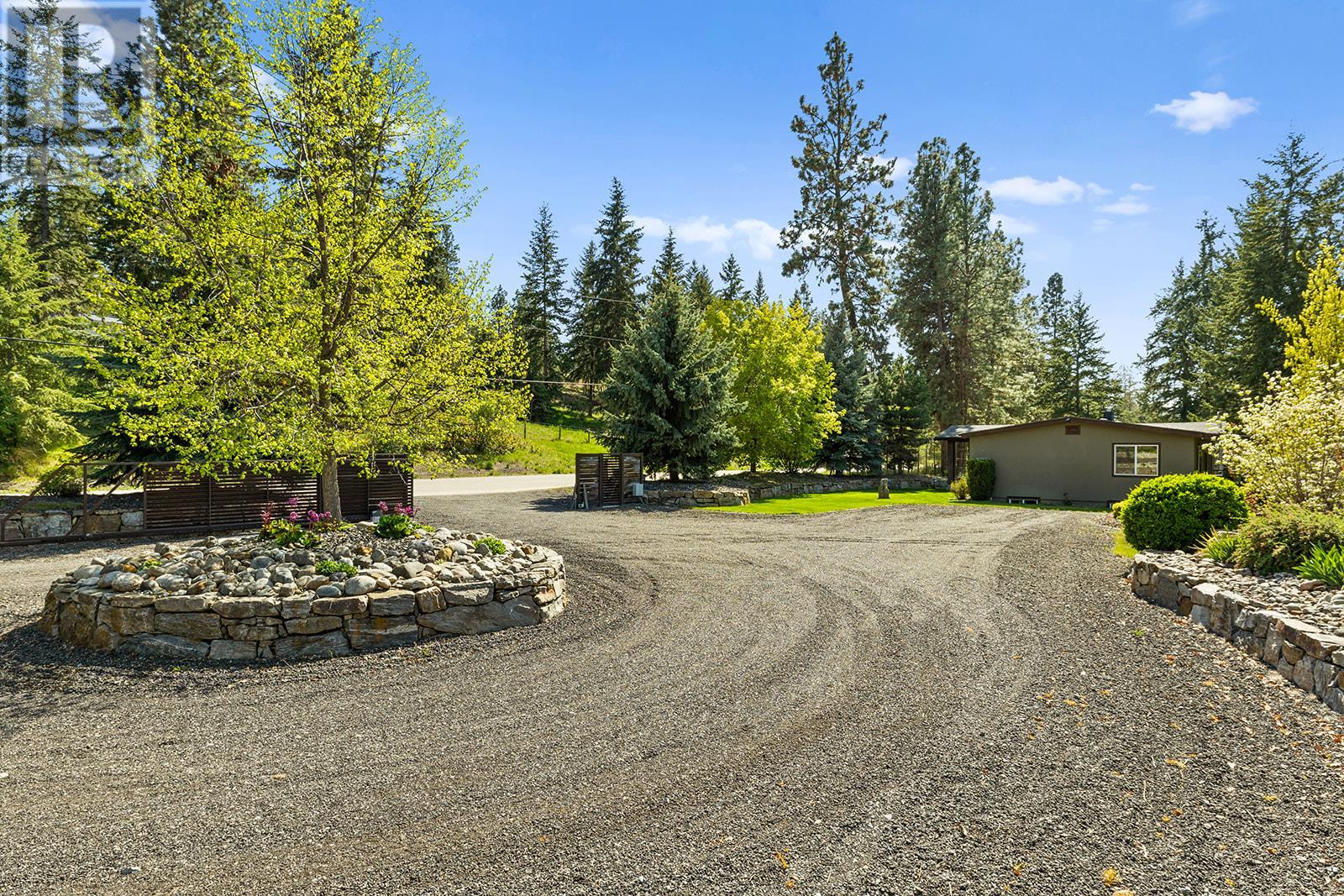 4190 Mcclain Road, Kelowna, British Columbia  V1W 4E1 - Photo 9 - 10344831