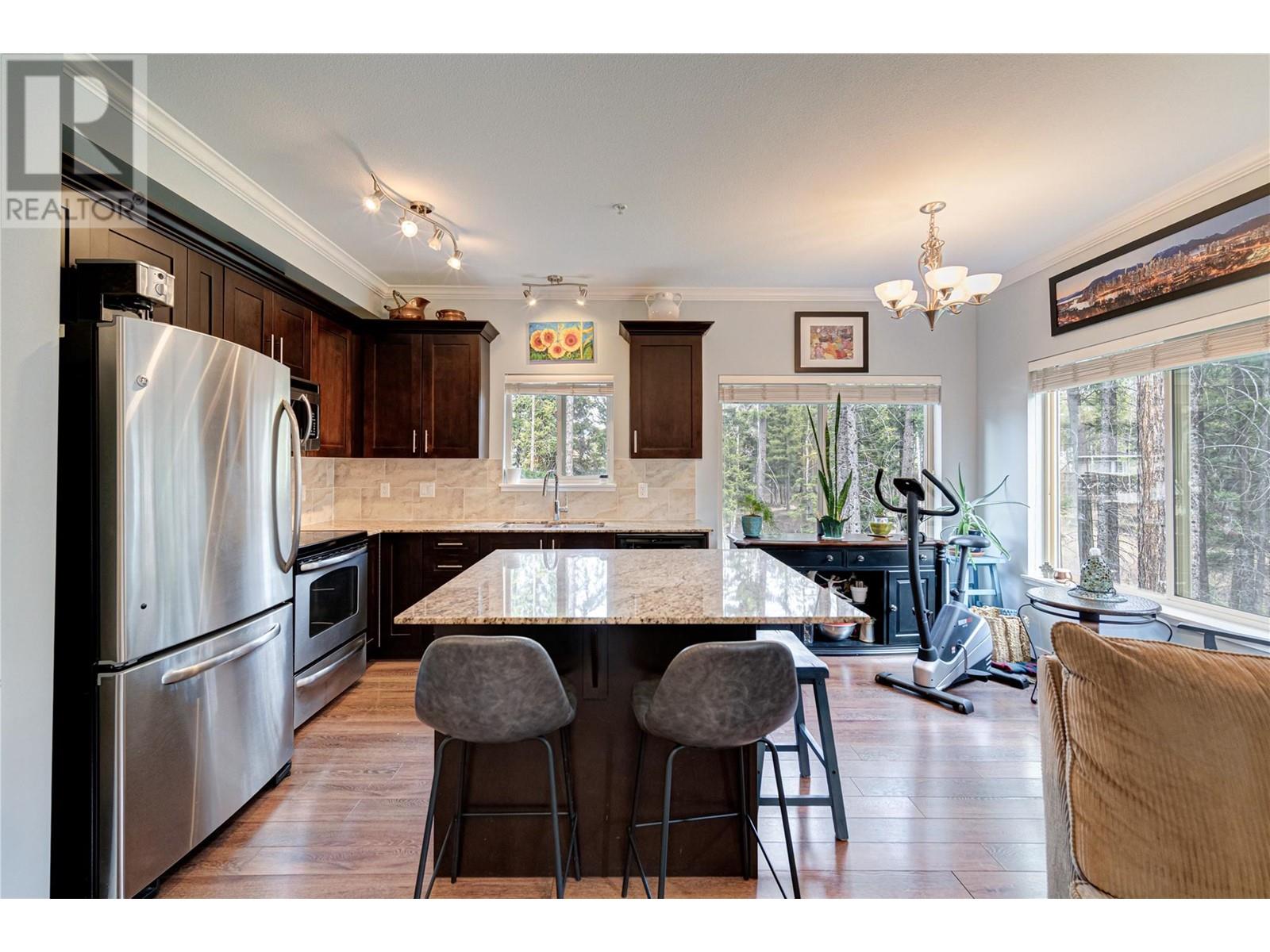 1330 Whitewood Crescent Unit# 101, Sparwood, British Columbia  V0B 2G2 - Photo 3 - 10344107