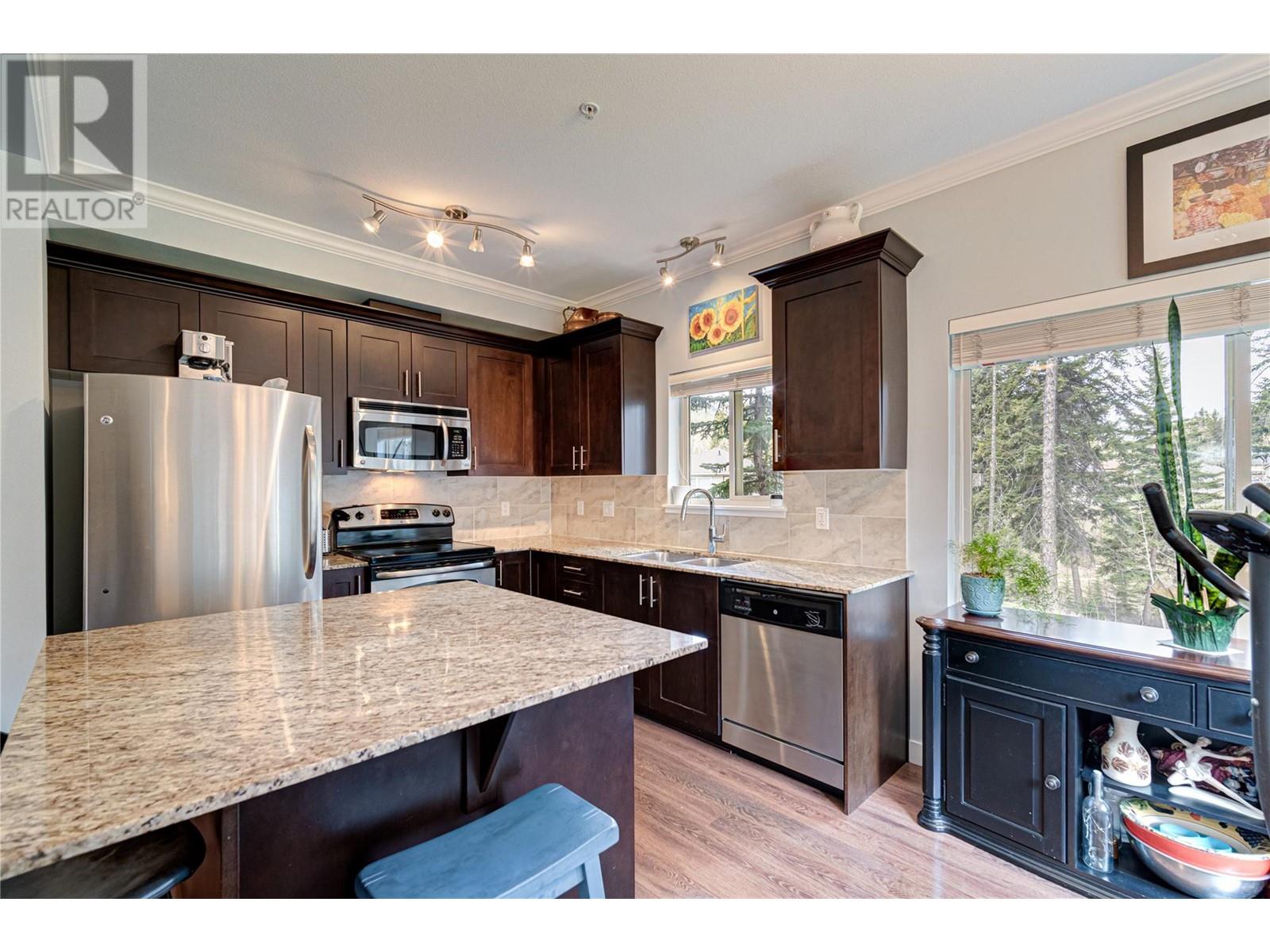 1330 Whitewood Crescent Unit# 101, Sparwood, British Columbia  V0B 2G2 - Photo 6 - 10344107
