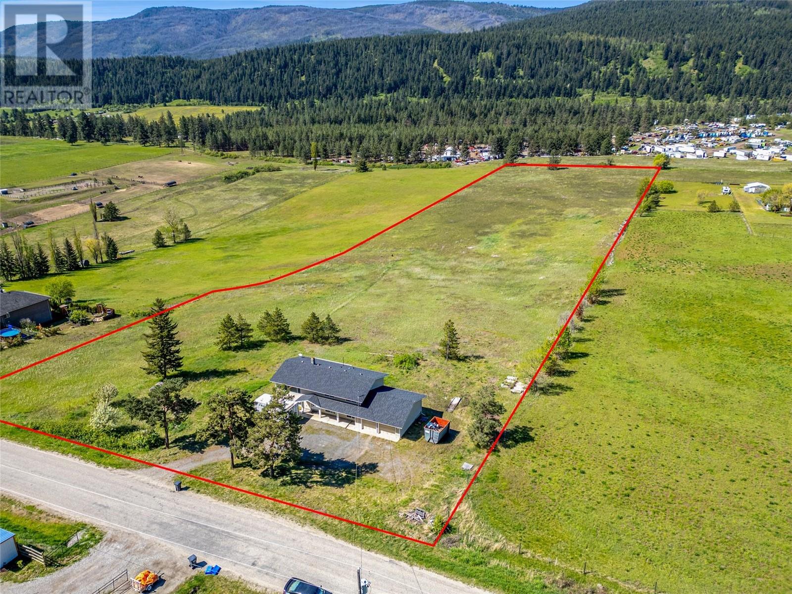 1278 Round Lake Road, Armstrong, British Columbia  V0E 1B5 - Photo 2 - 10346393