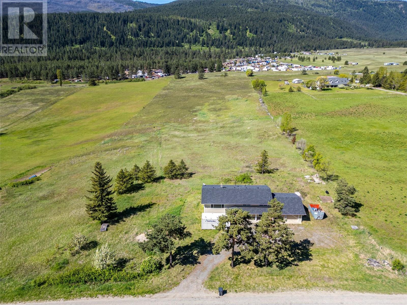 1278 Round Lake Road, Armstrong, British Columbia  V0E 1B5 - Photo 4 - 10346393