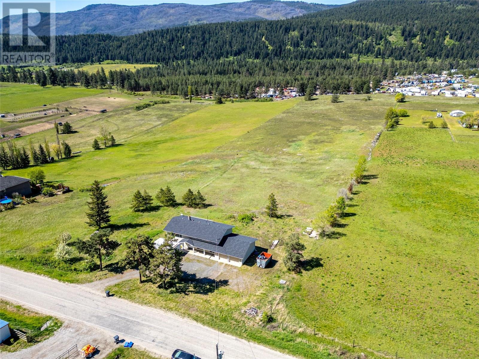 1278 Round Lake Road, Armstrong, British Columbia  V0E 1B5 - Photo 5 - 10346393