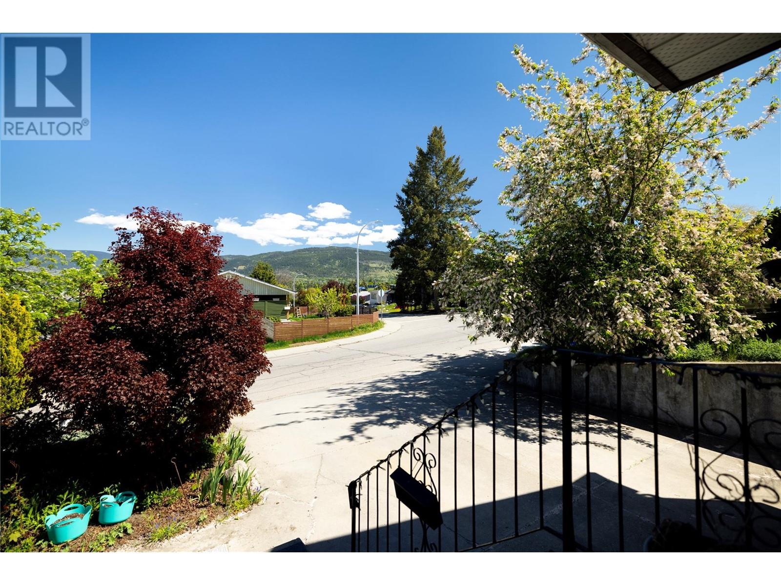 3928 15 Crescent, Vernon, British Columbia  V1T 7H4 - Photo 16 - 10346320