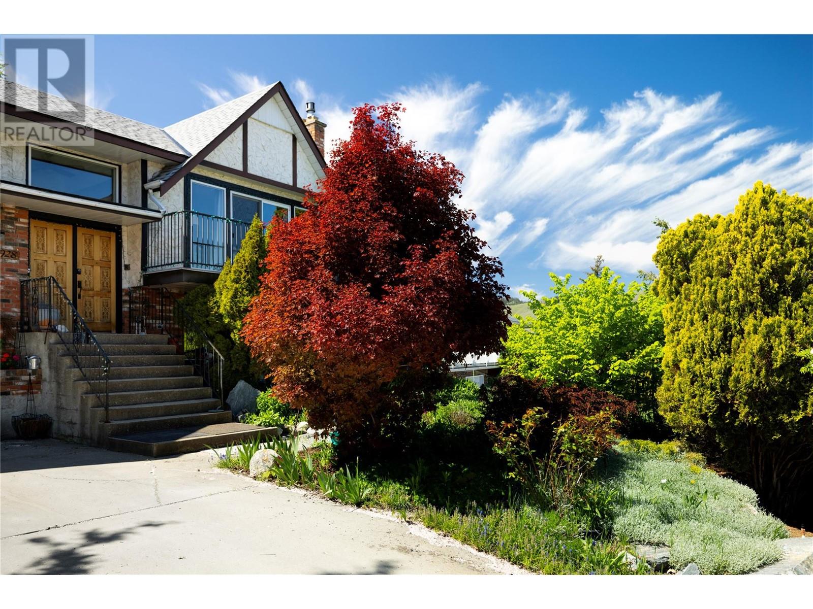 3928 15 Crescent, Vernon, British Columbia  V1T 7H4 - Photo 3 - 10346320