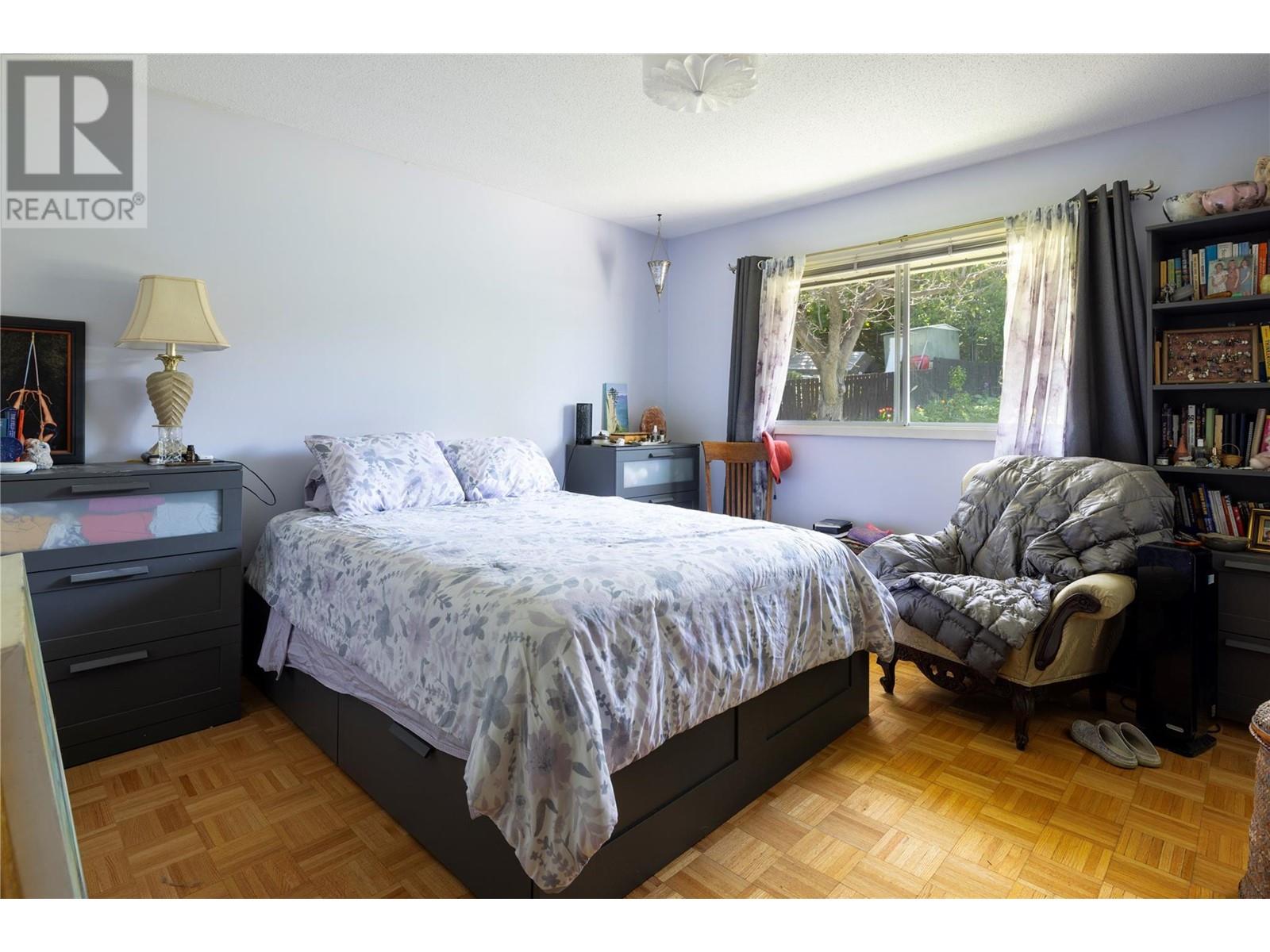 3928 15 Crescent, Vernon, British Columbia  V1T 7H4 - Photo 33 - 10346320