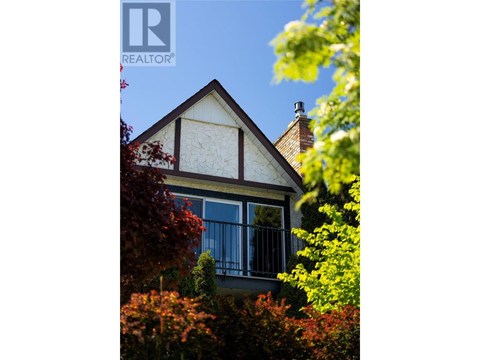 3928 15 Crescent, Vernon, British Columbia  V1T 7H4 - Photo 4 - 10346320