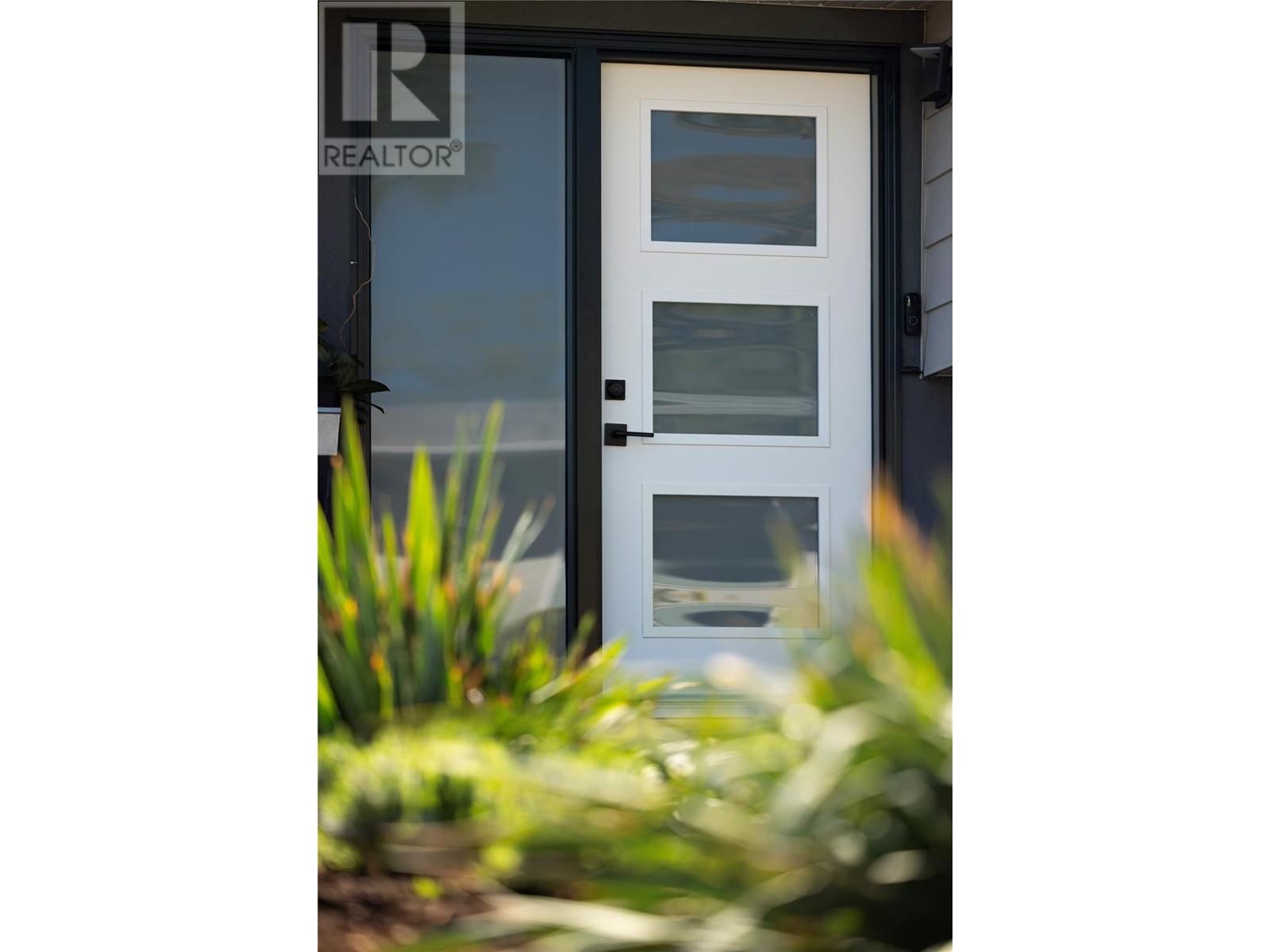 1503 34a Street, Vernon, British Columbia  V1T 5Z6 - Photo 28 - 10346315