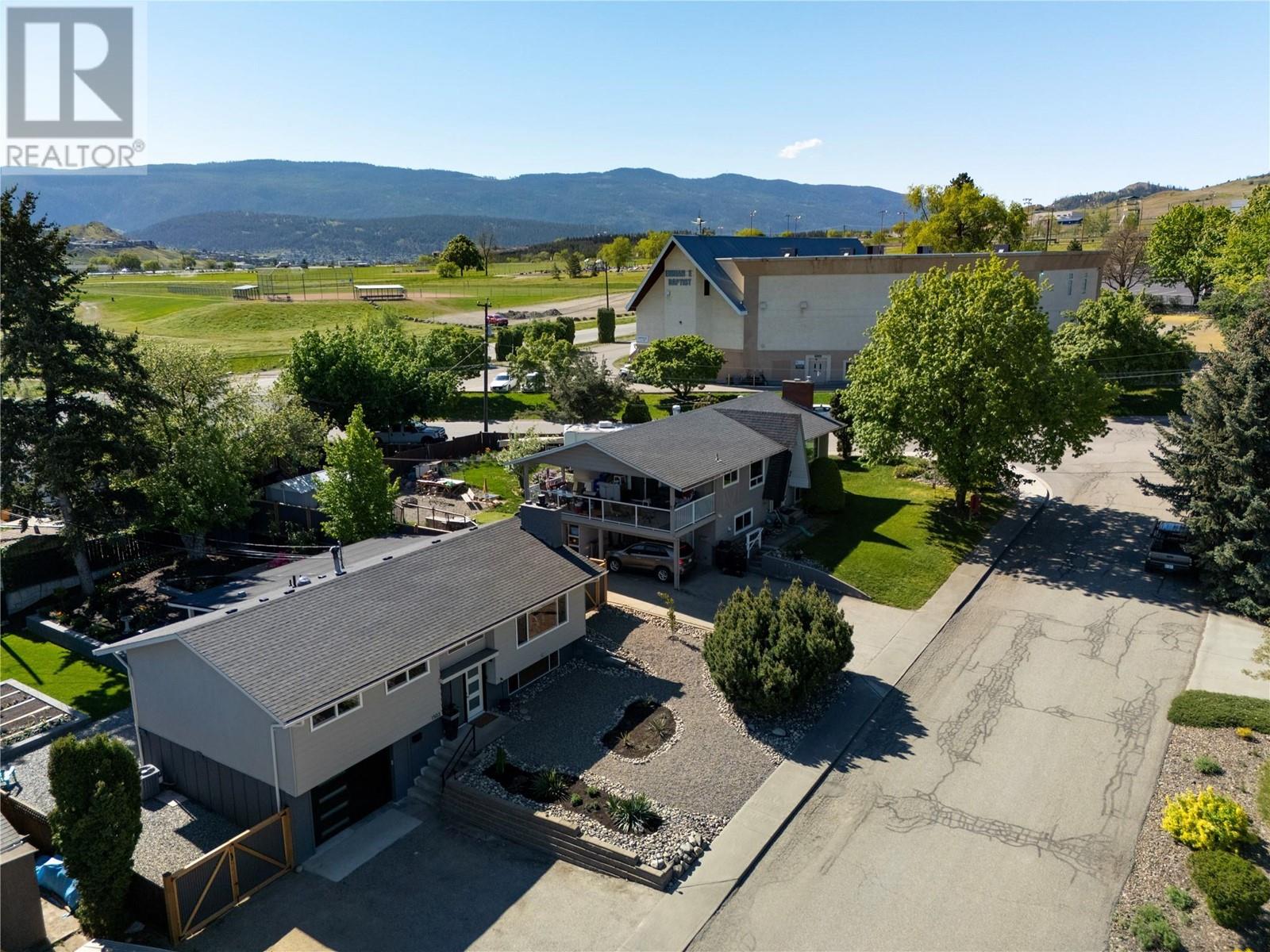 1503 34a Street, Vernon, British Columbia  V1T 5Z6 - Photo 6 - 10346315
