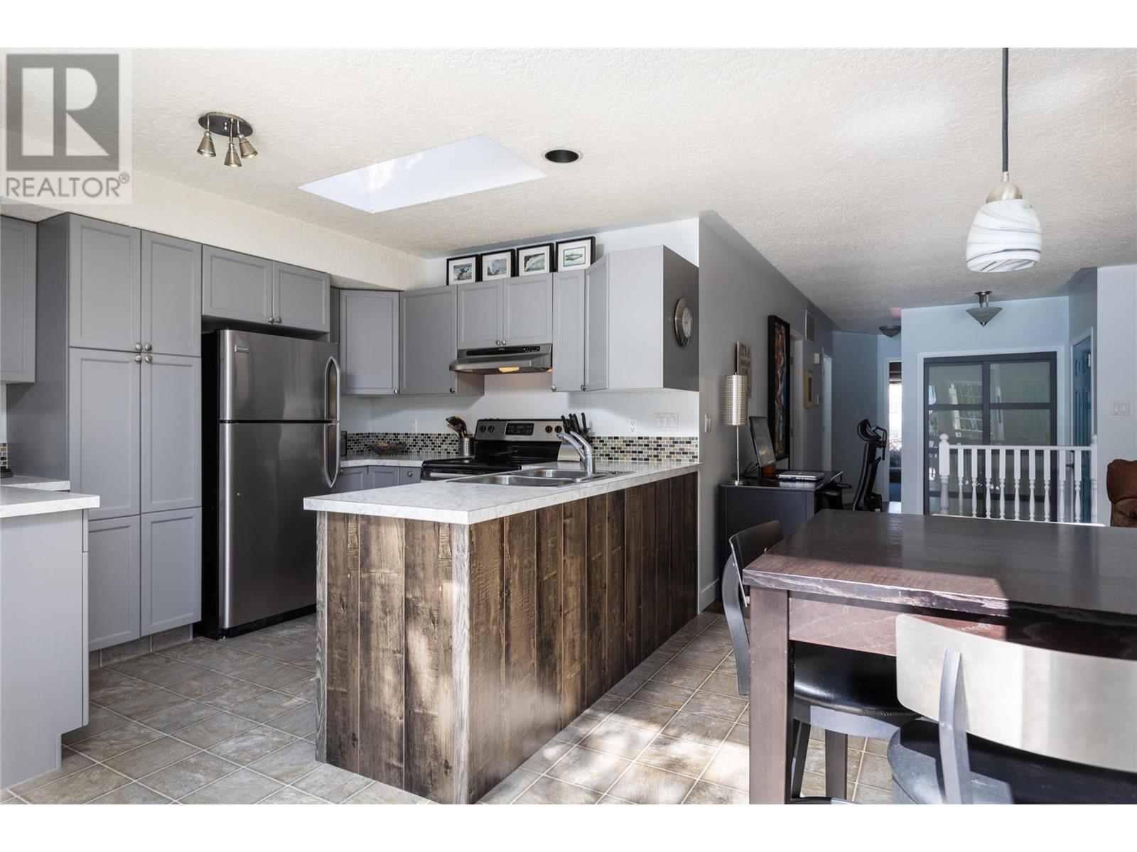 7841 97 Highway Unit# 48, Kelowna, British Columbia  V4V 1E7 - Photo 6 - 10345632