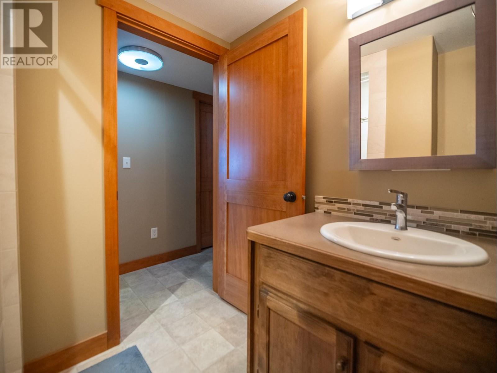 2504 Gould Road, Kamloops, British Columbia  V0E 3E1 - Photo 33 - 10346762