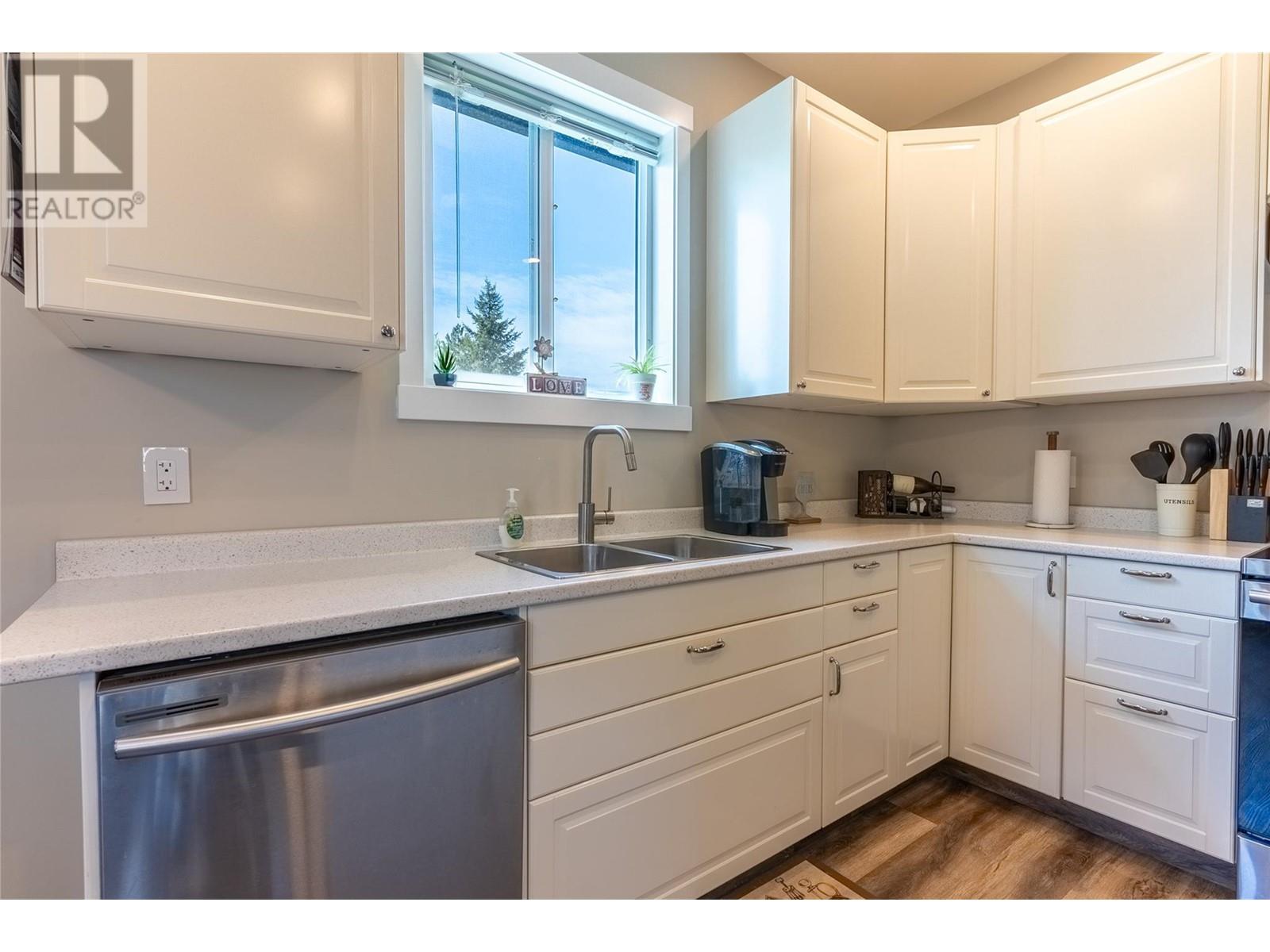 2131 Tranquille Road, Kamloops, British Columbia  v2b 3m9 - Photo 11 - 10346773