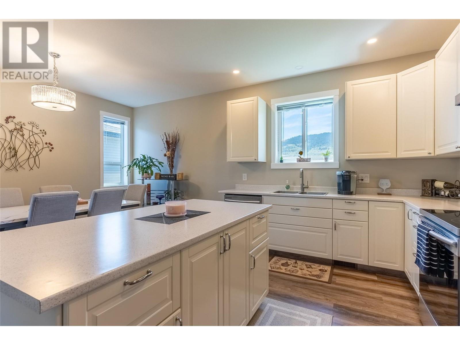 2131 Tranquille Road, Kamloops, British Columbia  v2b 3m9 - Photo 13 - 10346773