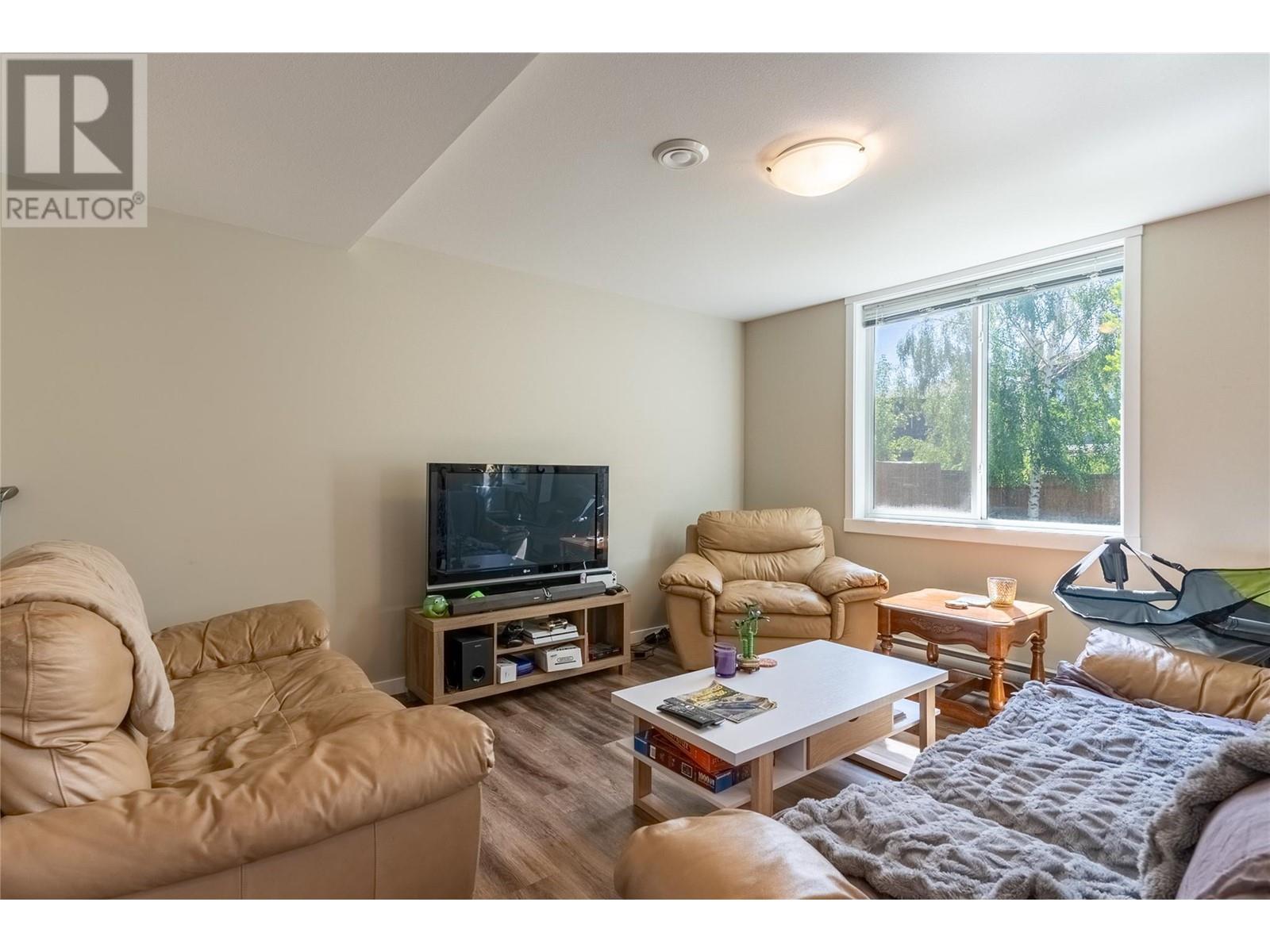 2131 Tranquille Road, Kamloops, British Columbia  v2b 3m9 - Photo 31 - 10346773