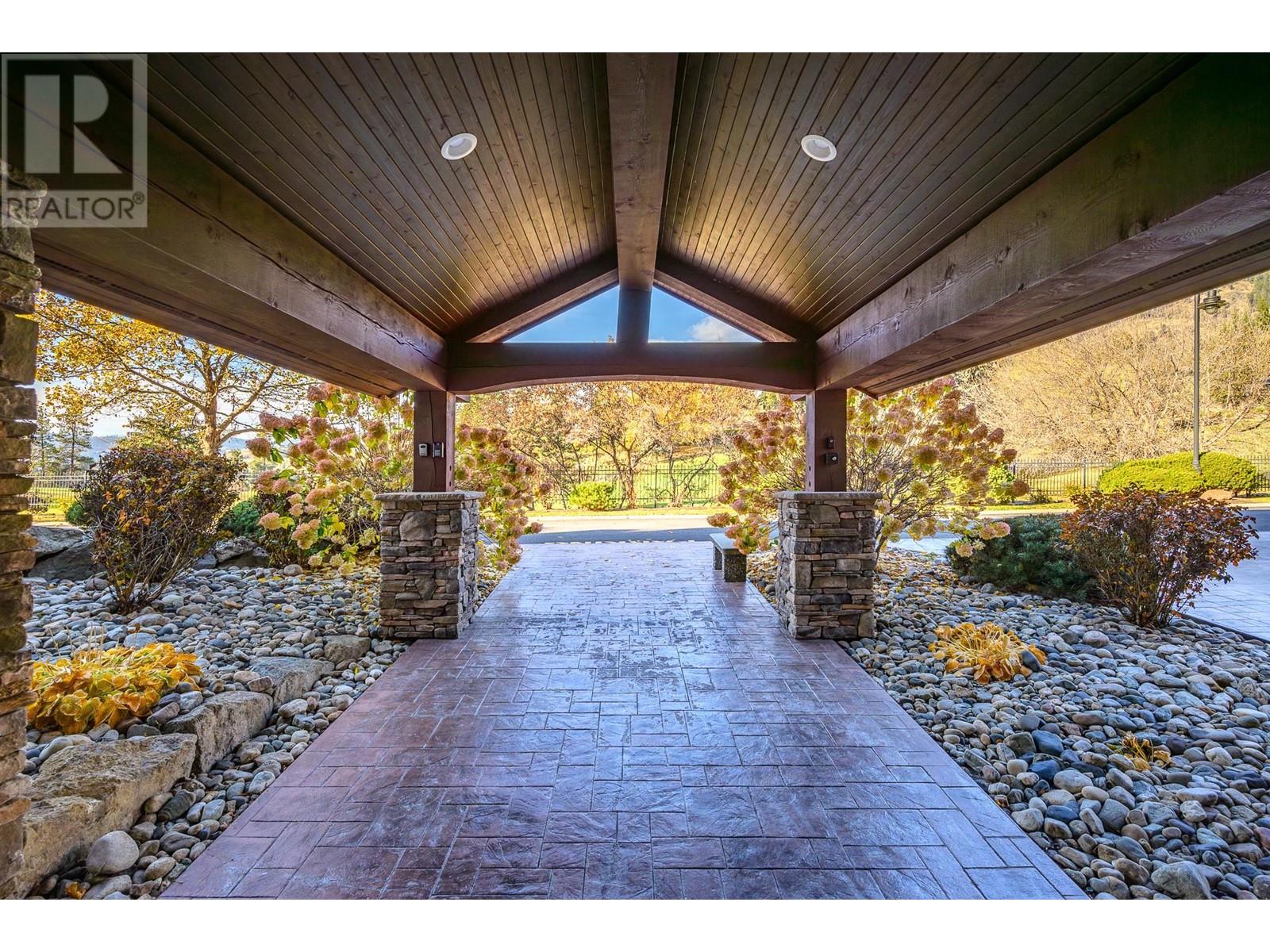 2780 Auburn Road Unit# 305, West Kelowna, British Columbia  V4T 4C2 - Photo 2 - 10346744