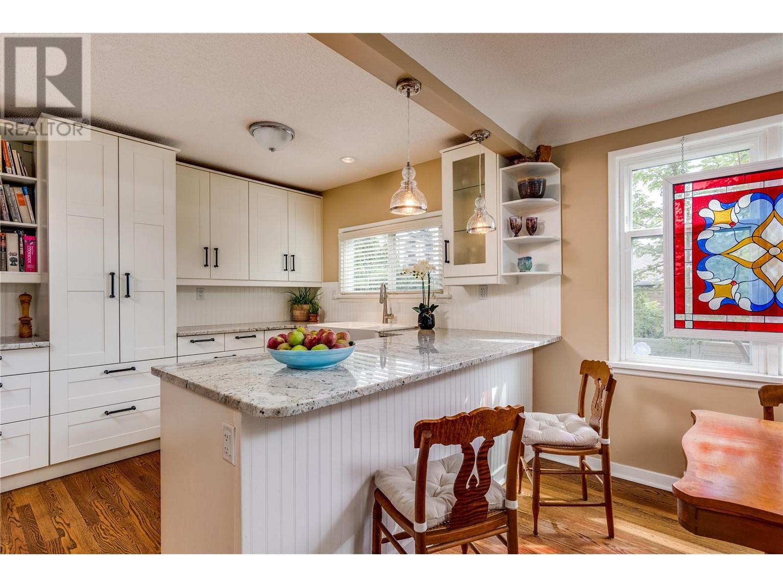 1927 Knox Crescent, Kelowna, British Columbia  V1Y 1K9 - Photo 12 - 10346745