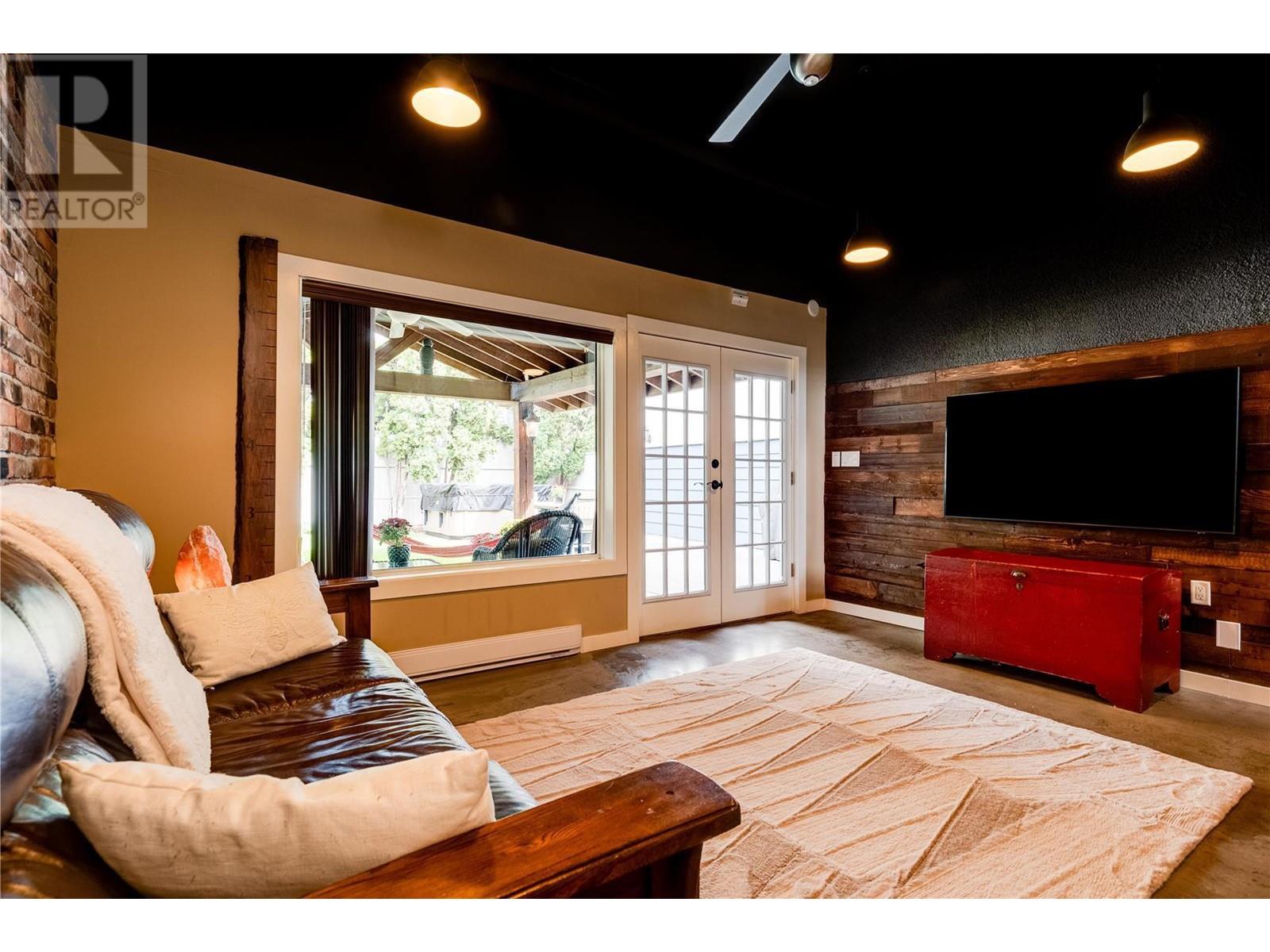 1927 Knox Crescent, Kelowna, British Columbia  V1Y 1K9 - Photo 31 - 10346745