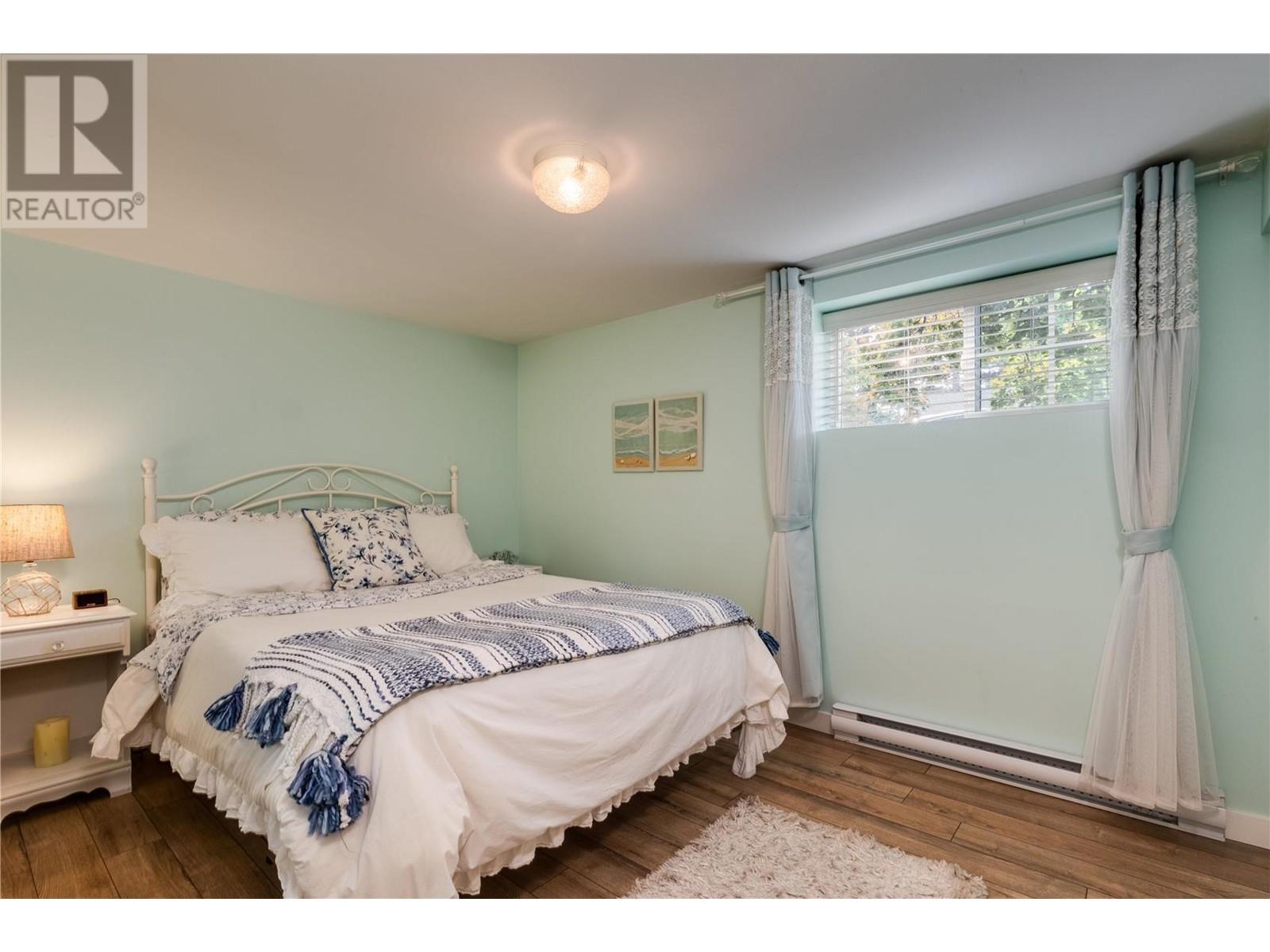 1927 Knox Crescent, Kelowna, British Columbia  V1Y 1K9 - Photo 55 - 10346745