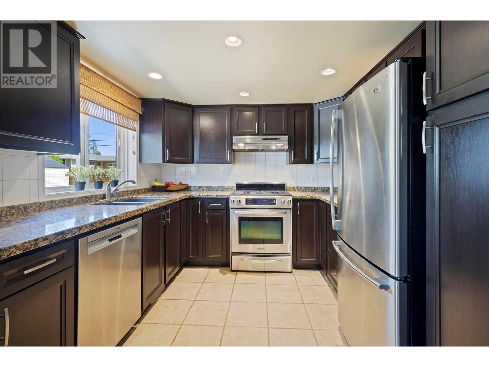 3200 Corral Court, West Kelowna, British Columbia  V4T 1A7 - Photo 9 - 10346609