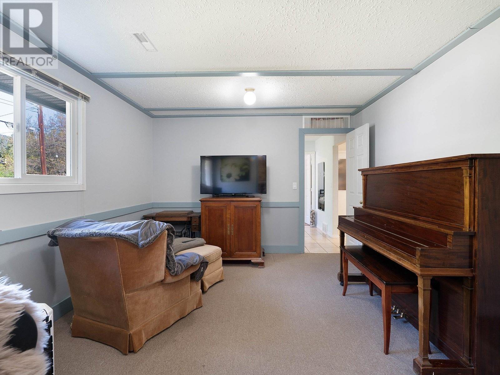 3457 Mcnamara Road, West Kelowna, British Columbia  V4T 1H5 - Photo 18 - 10346426