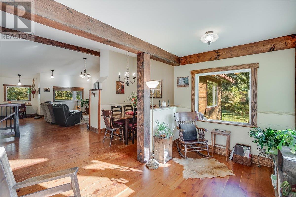 3371 Highway 3b, Fruitvale, British Columbia  V0G 1L1 - Photo 22 - 10345823