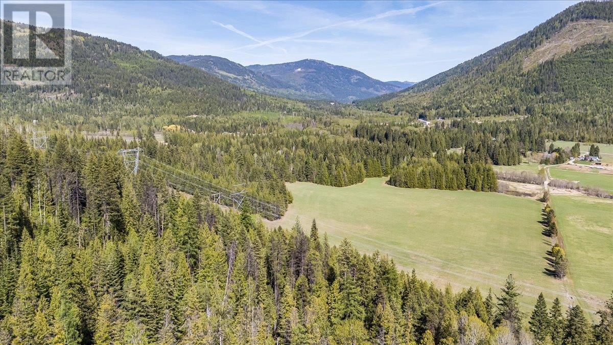 3371 Highway 3b, Fruitvale, British Columbia  V0G 1L1 - Photo 90 - 10345823