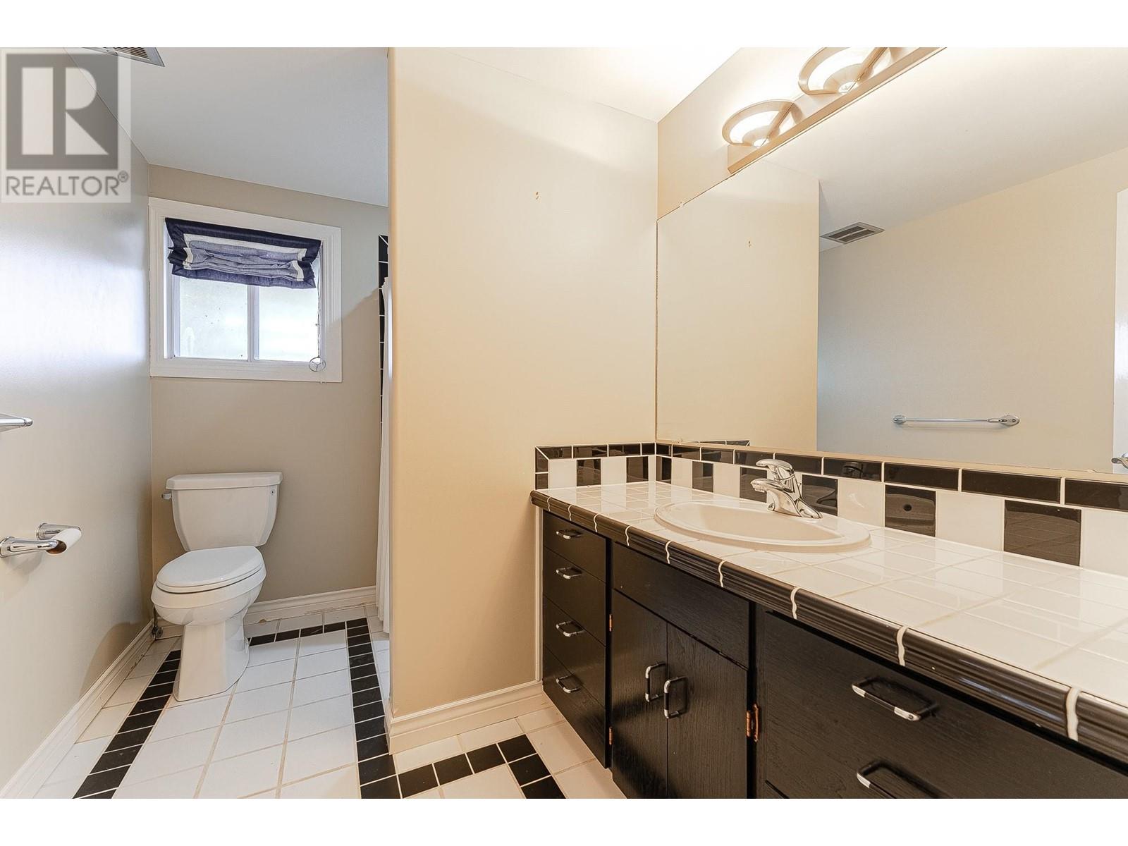 3029 Spruce Drive, Naramata, British Columbia  V0H 1N1 - Photo 47 - 10346723