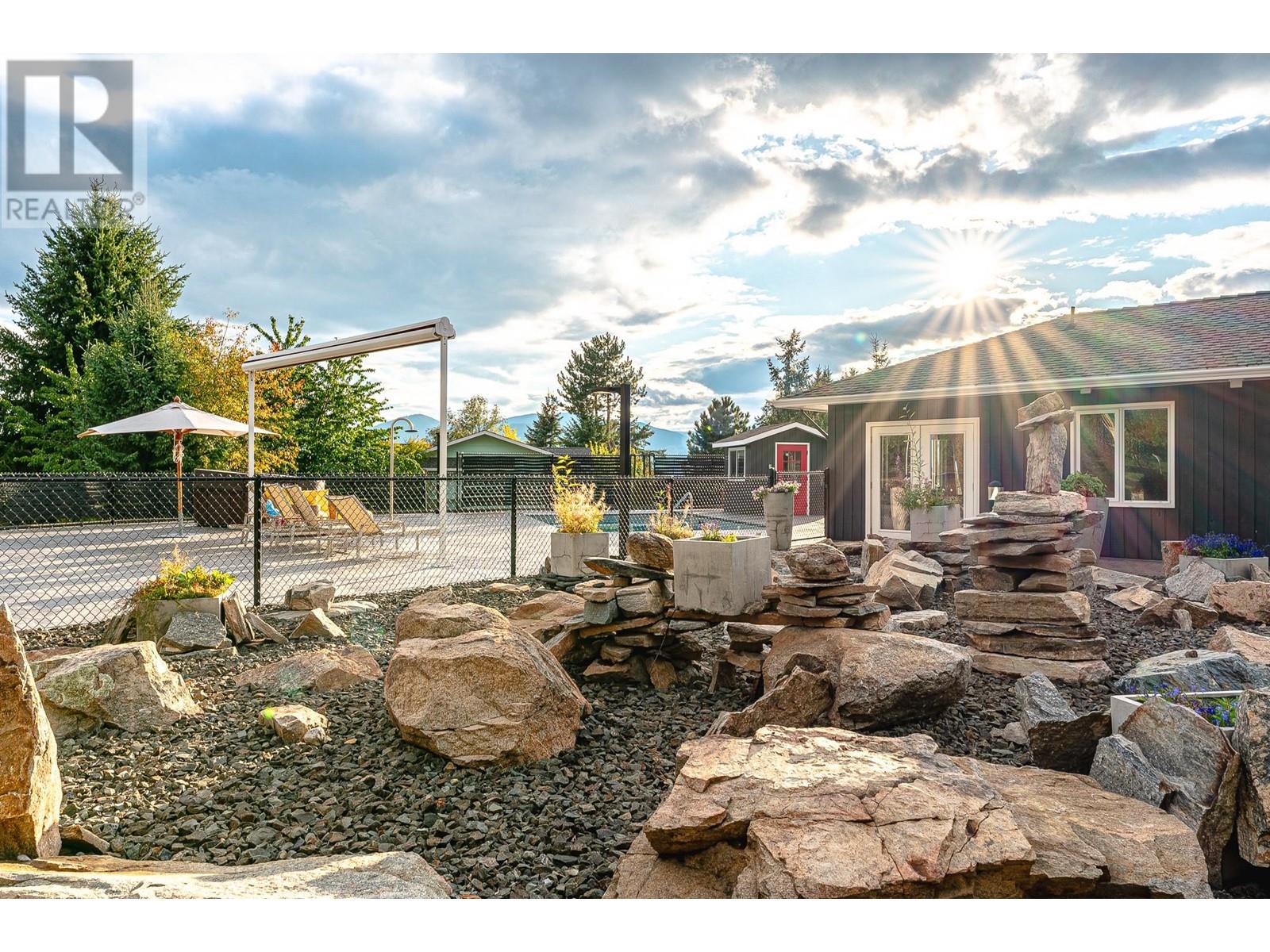 3029 Spruce Drive, Naramata, British Columbia  V0H 1N1 - Photo 63 - 10346723