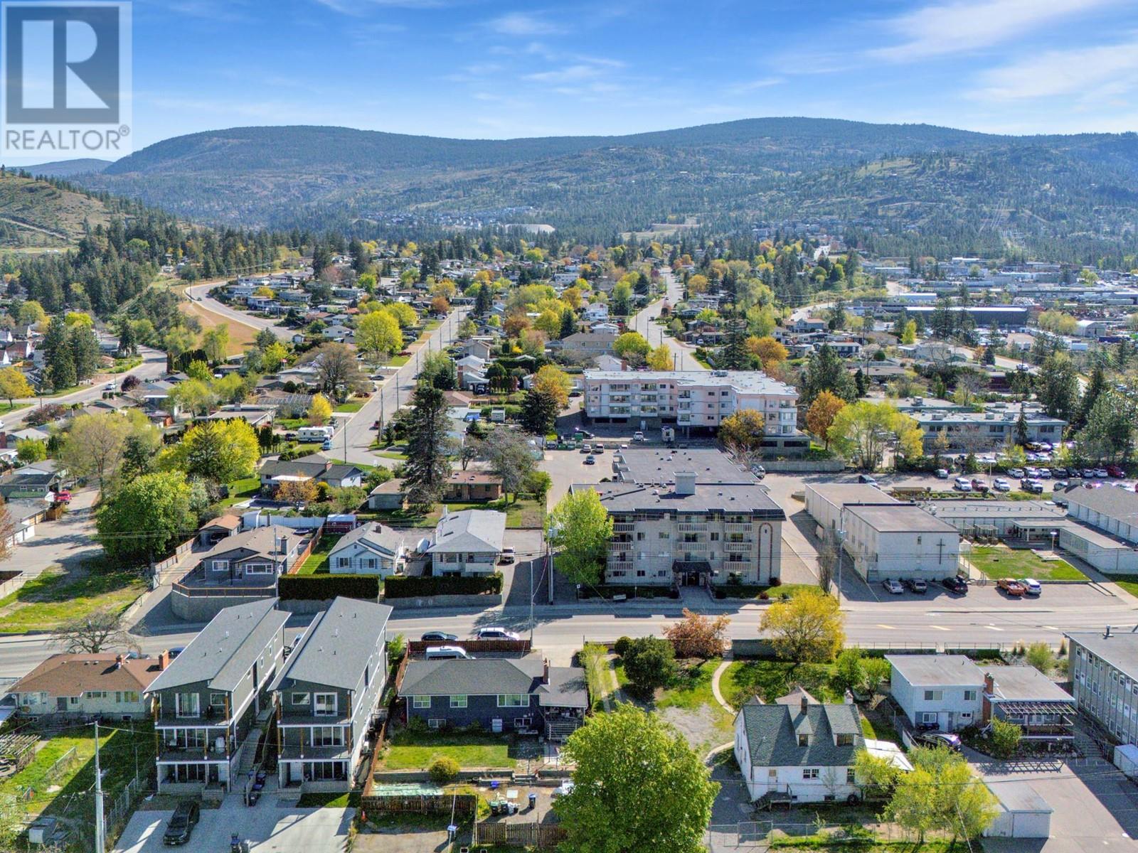 1471 & 1473 Government Street, Penticton, British Columbia  V2A 4V9 - Photo 1 - 10346789