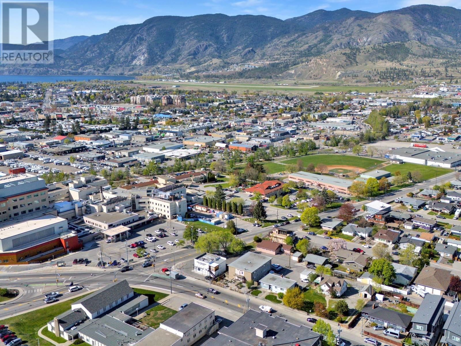 1471 & 1473 Government Street, Penticton, British Columbia  V2A 4V9 - Photo 10 - 10346789