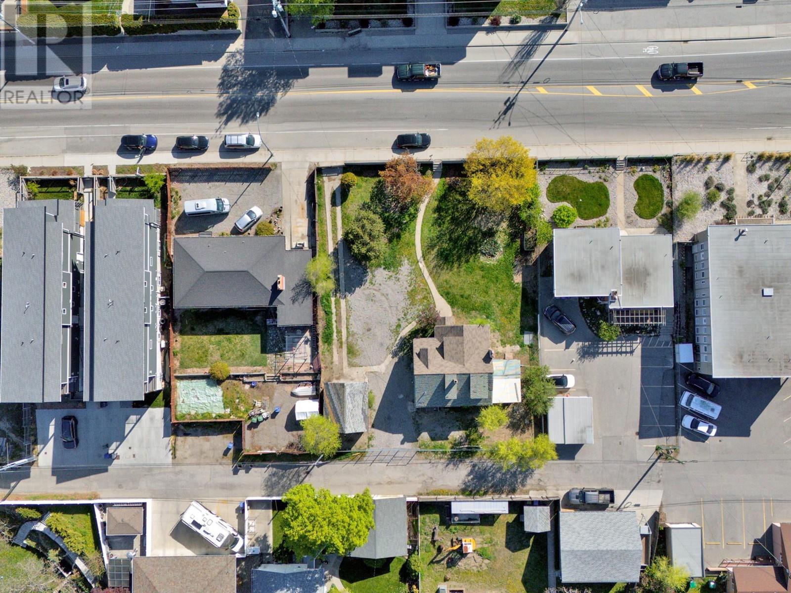 1471 & 1473 Government Street, Penticton, British Columbia  V2A 4V9 - Photo 2 - 10346789