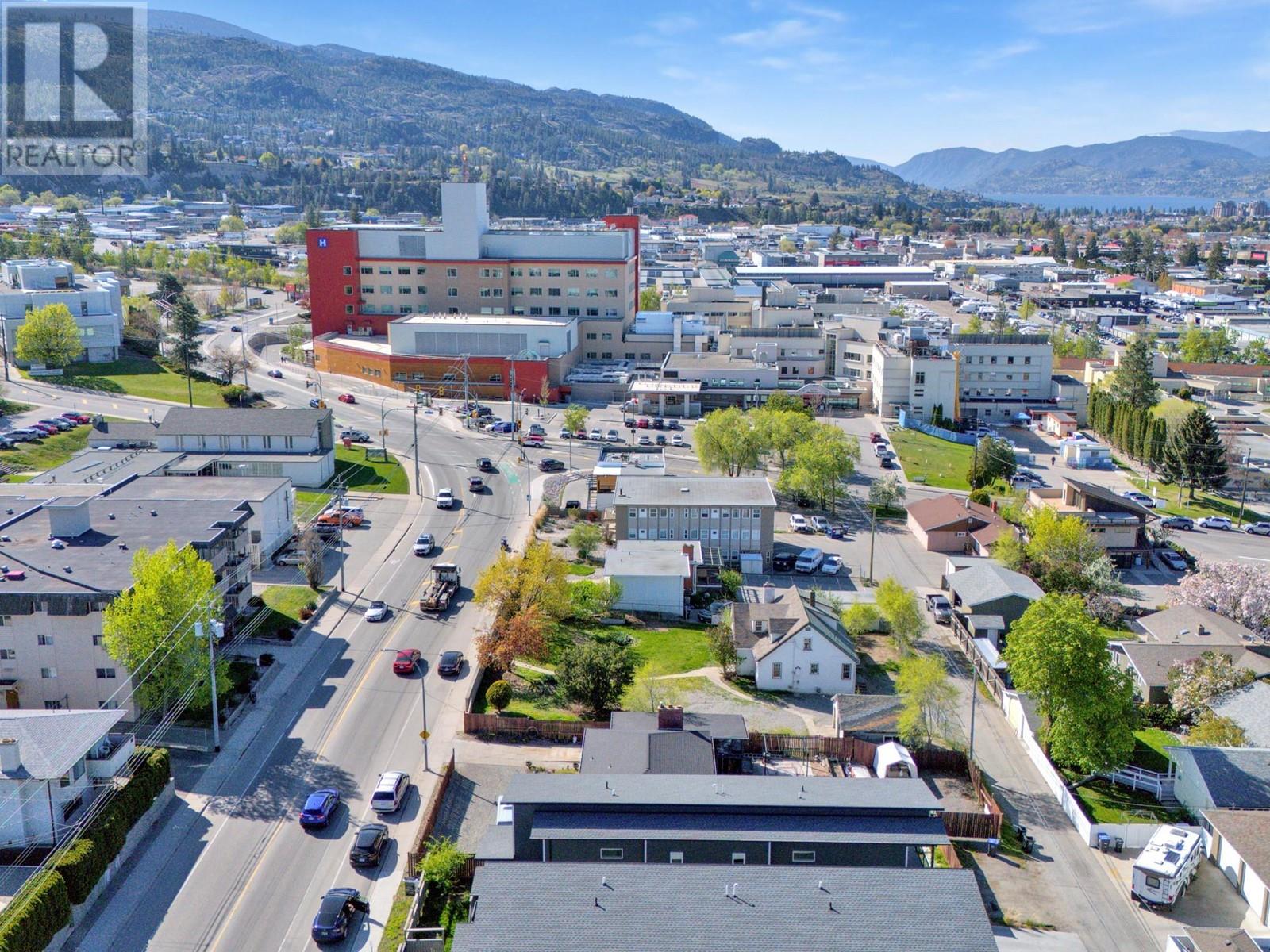 1471 & 1473 Government Street, Penticton, British Columbia  V2A 4V9 - Photo 6 - 10346789