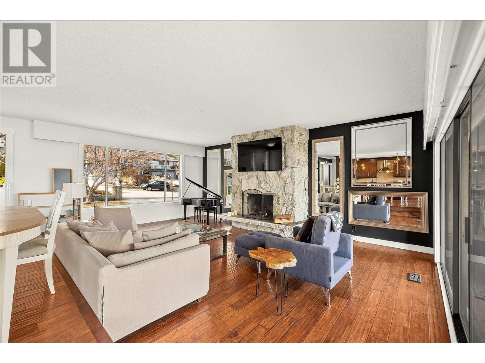 2741 Benedick Road, West Kelowna, British Columbia  V1Z 1V1 - Photo 8 - 10346765