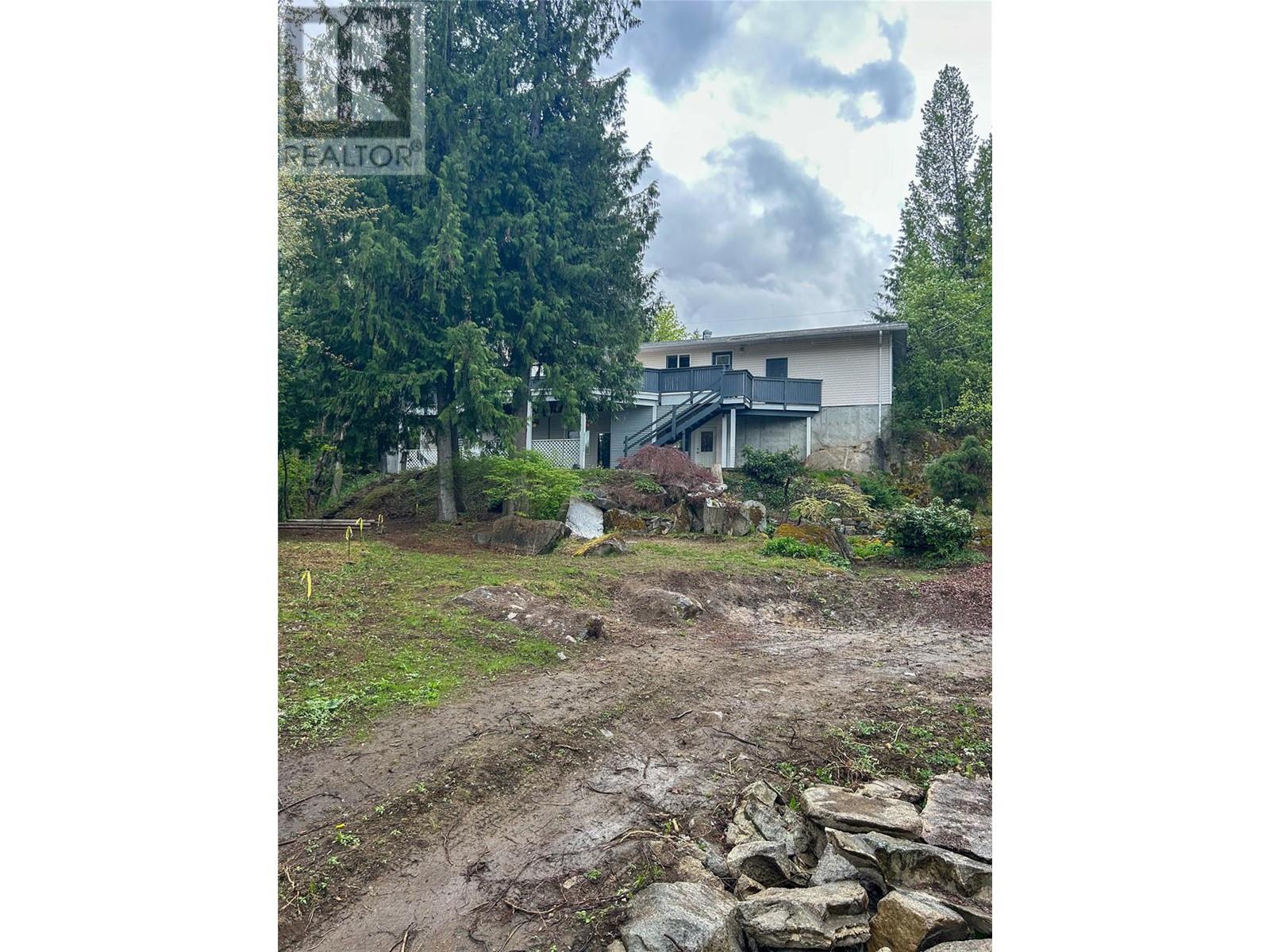 822 Richards West Street, Nelson, British Columbia  V1L 6E3 - Photo 12 - 10346746